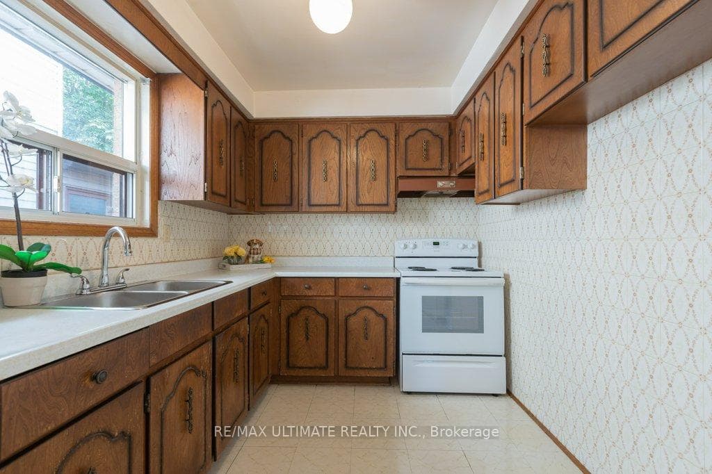 173 Aileen Avenue photo 10