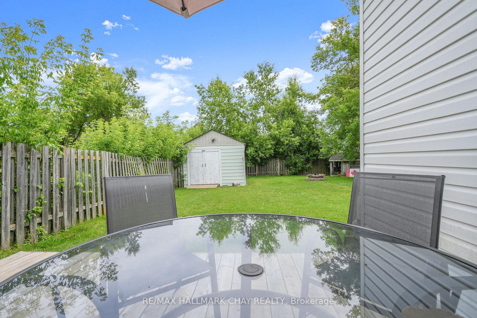 19 Addeson Street photo 32