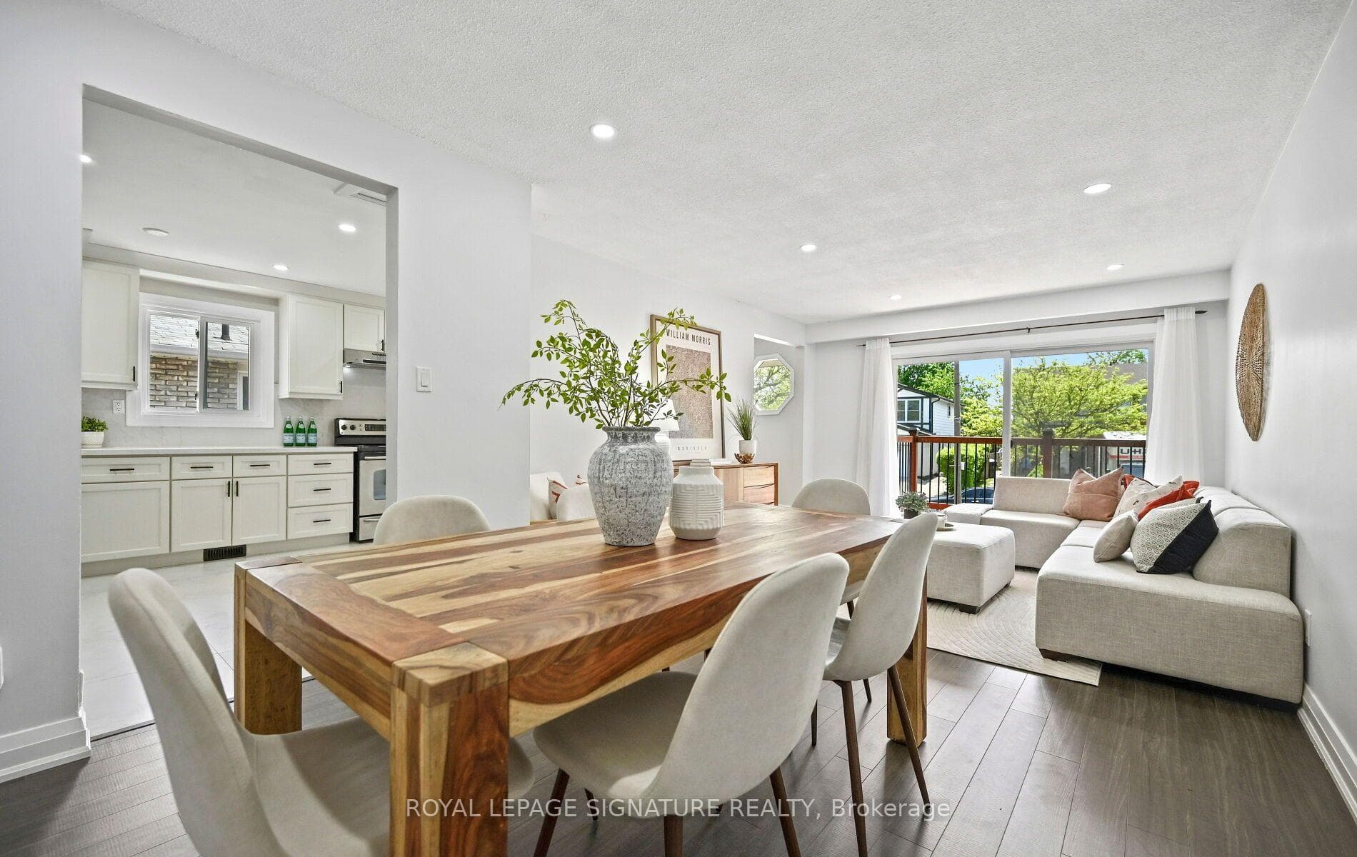 23 Abell Drive photo 4