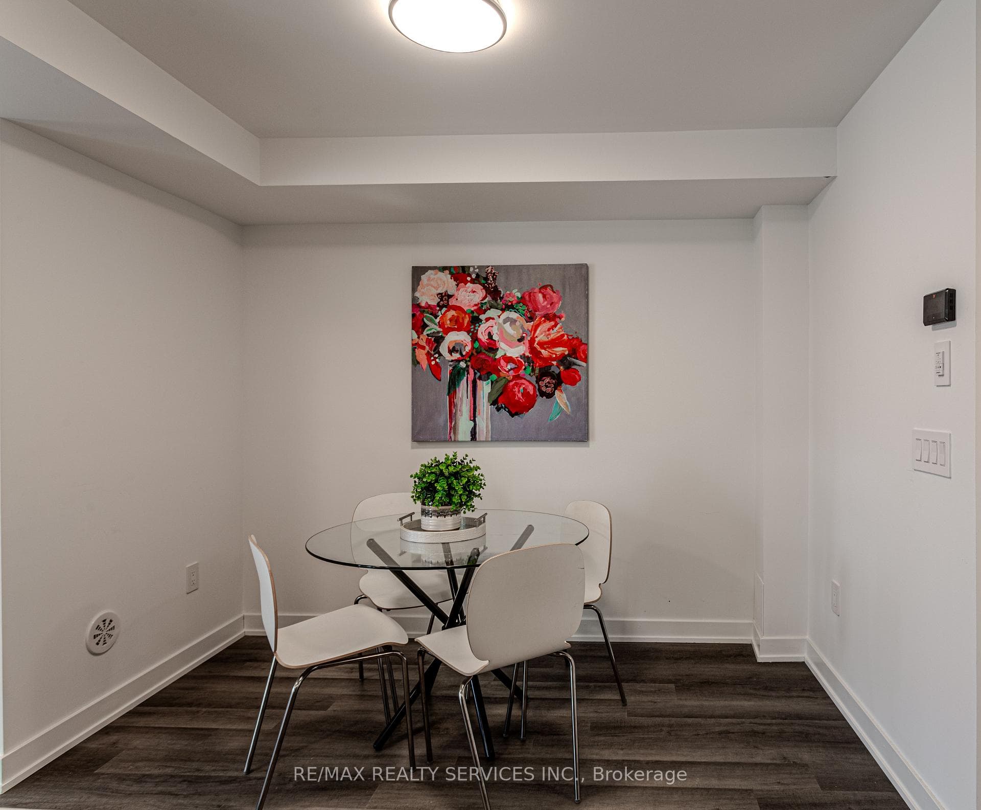 185 Veterans Drive Unit 3 photo 27