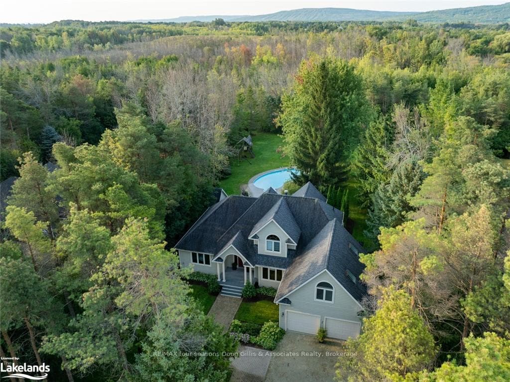 21 FOREST Drive photo 47