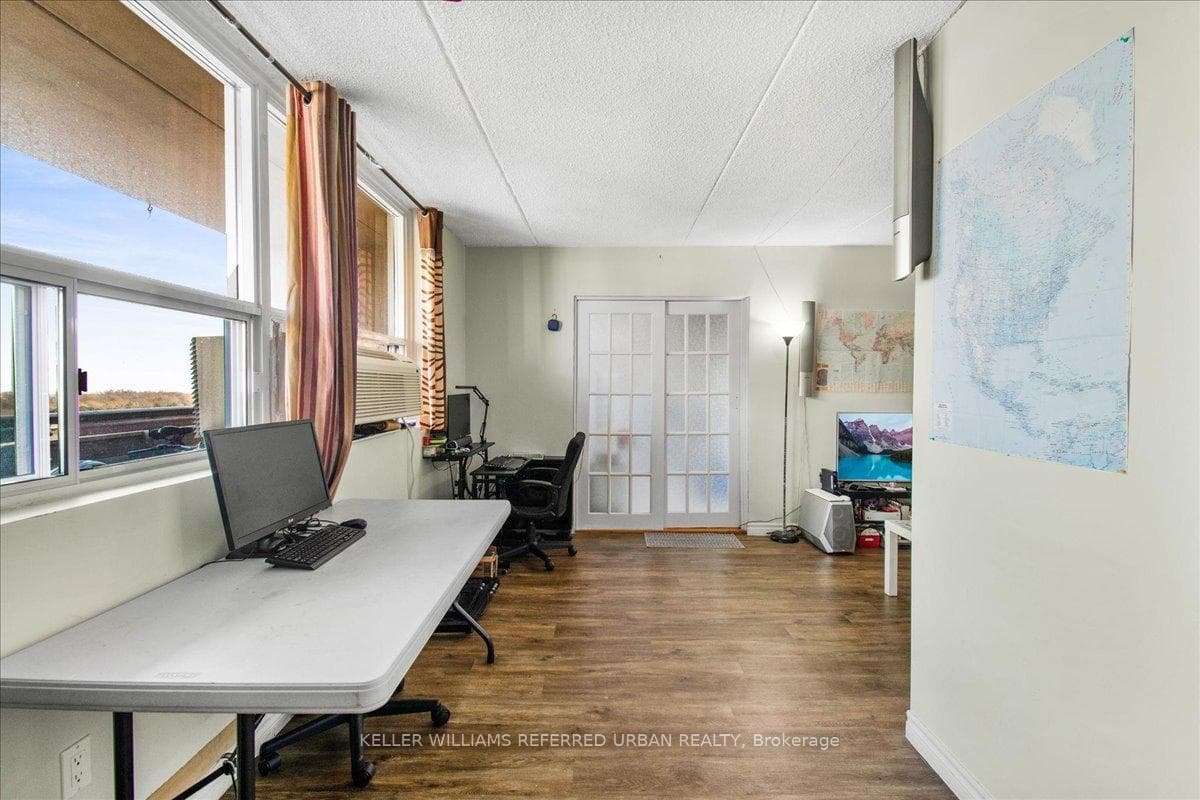 207 Galloway Road Unit 802 photo 9