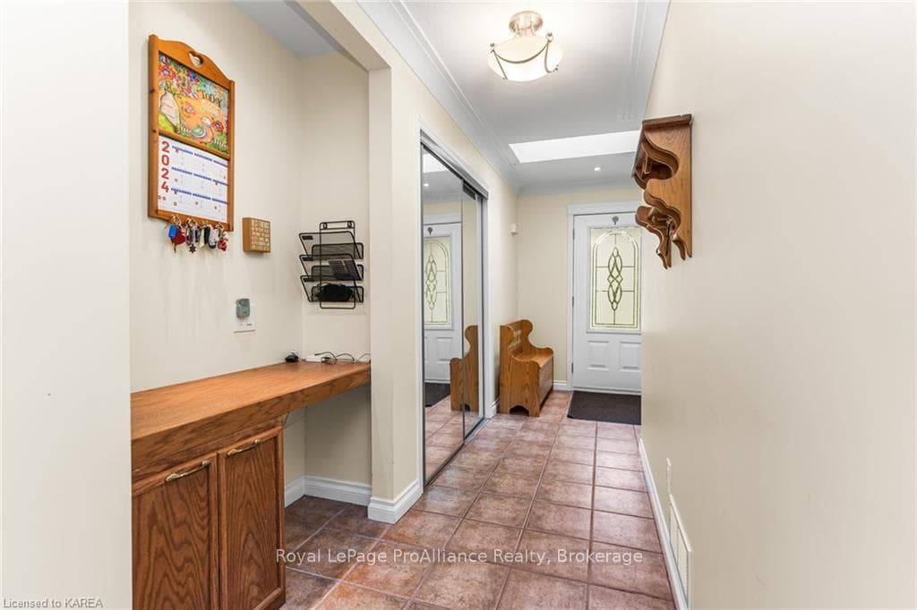 1091 CLIFFSIDE Drive photo 7