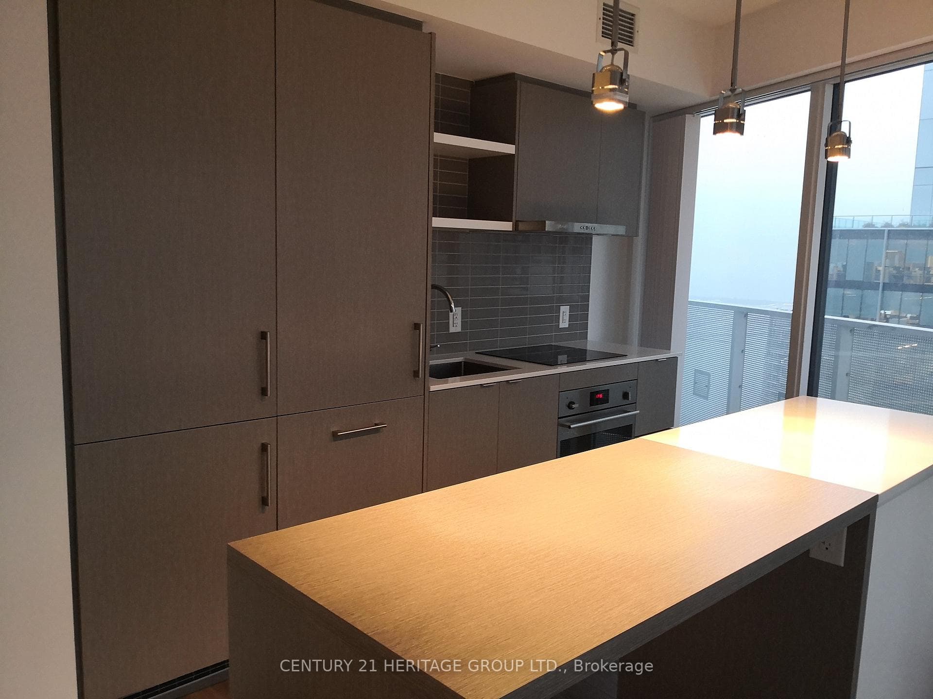 88 Harbour Street Unit 4602 photo 5