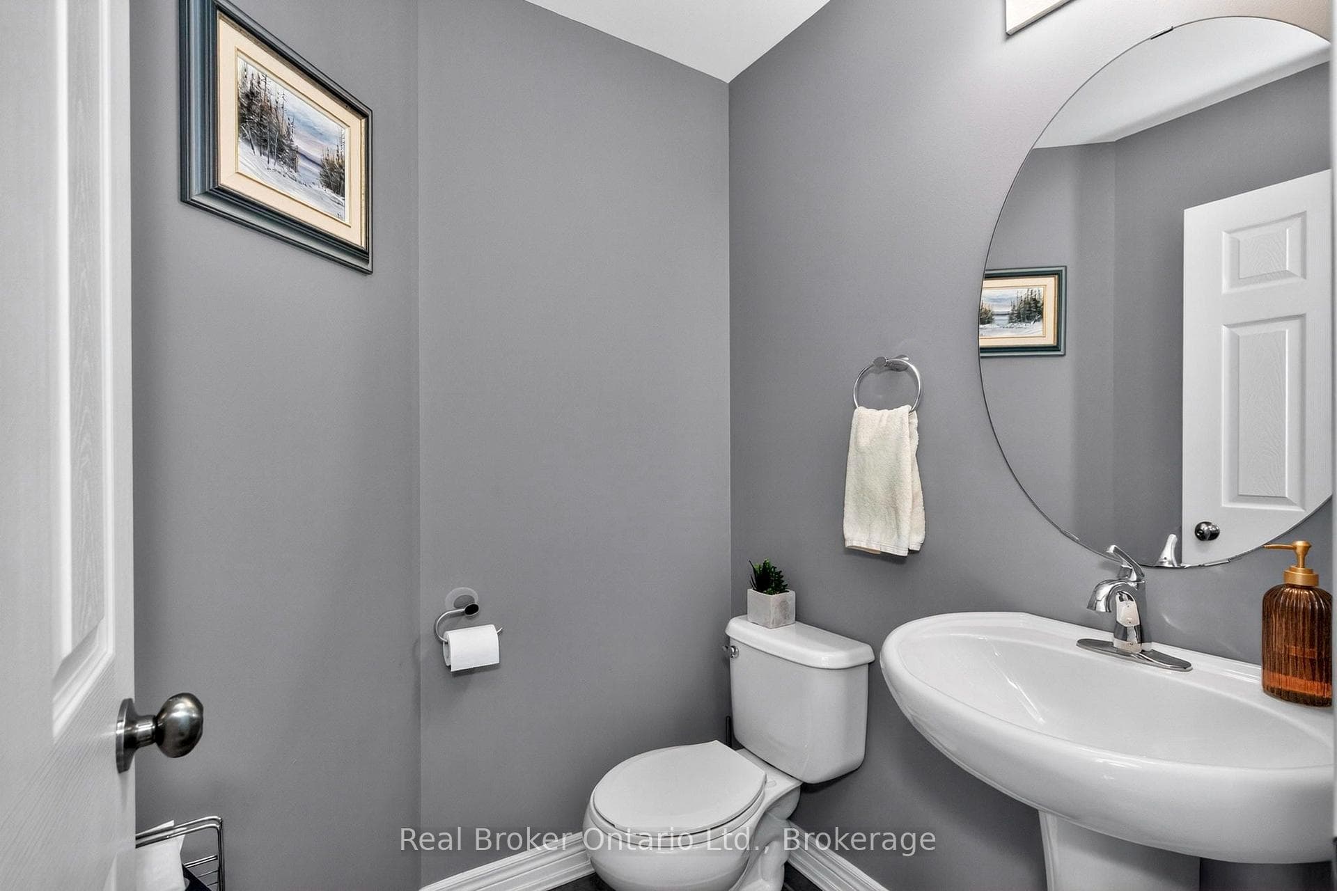 984 Cook Drive photo 12