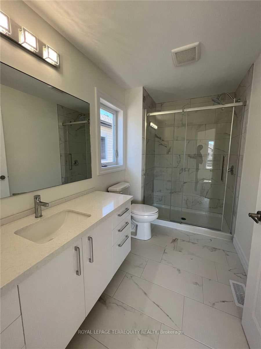 2944 Biddulph Street Unit Main photo 5