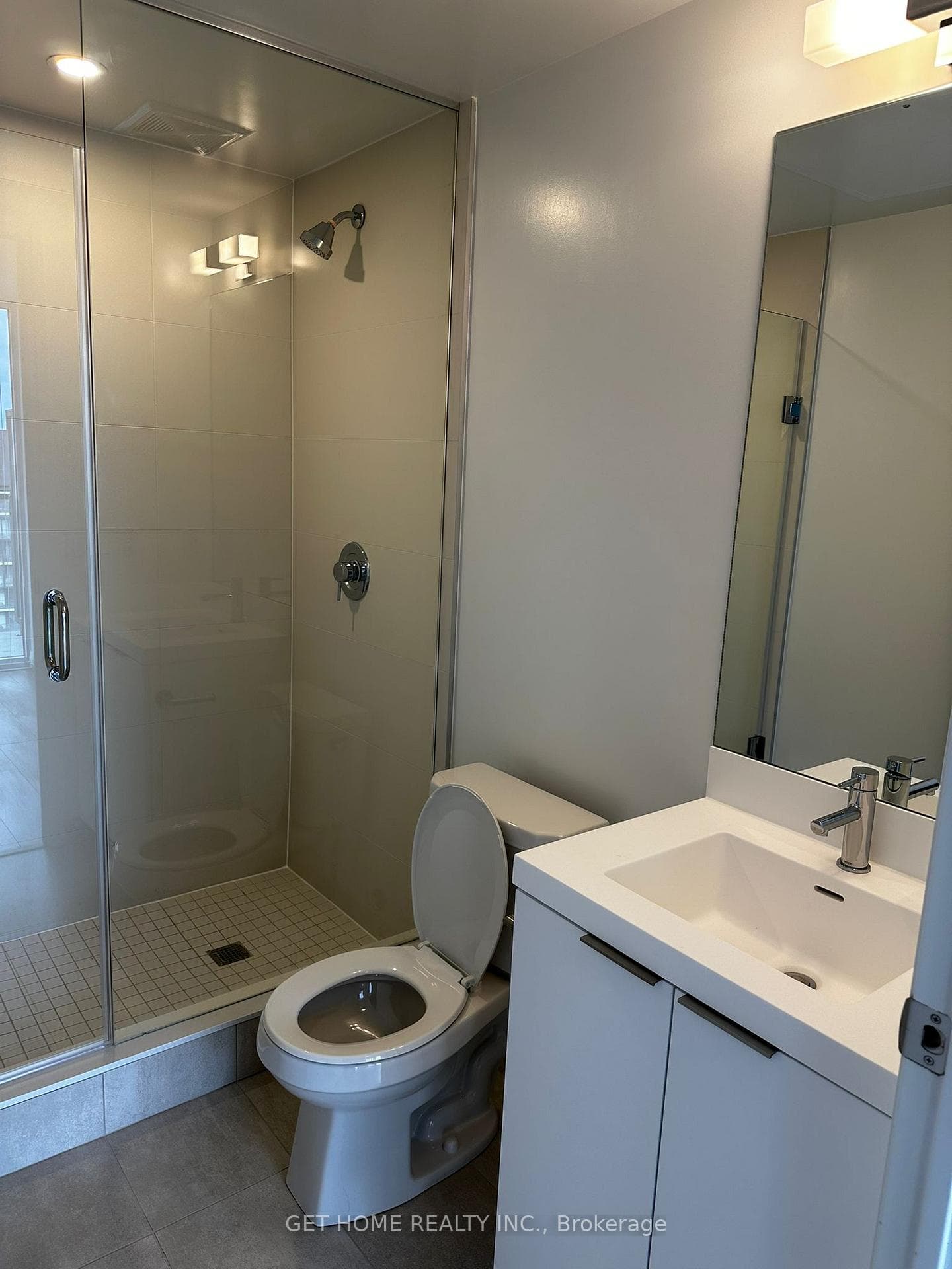 28 Widmer Street Unit 3527 photo 16