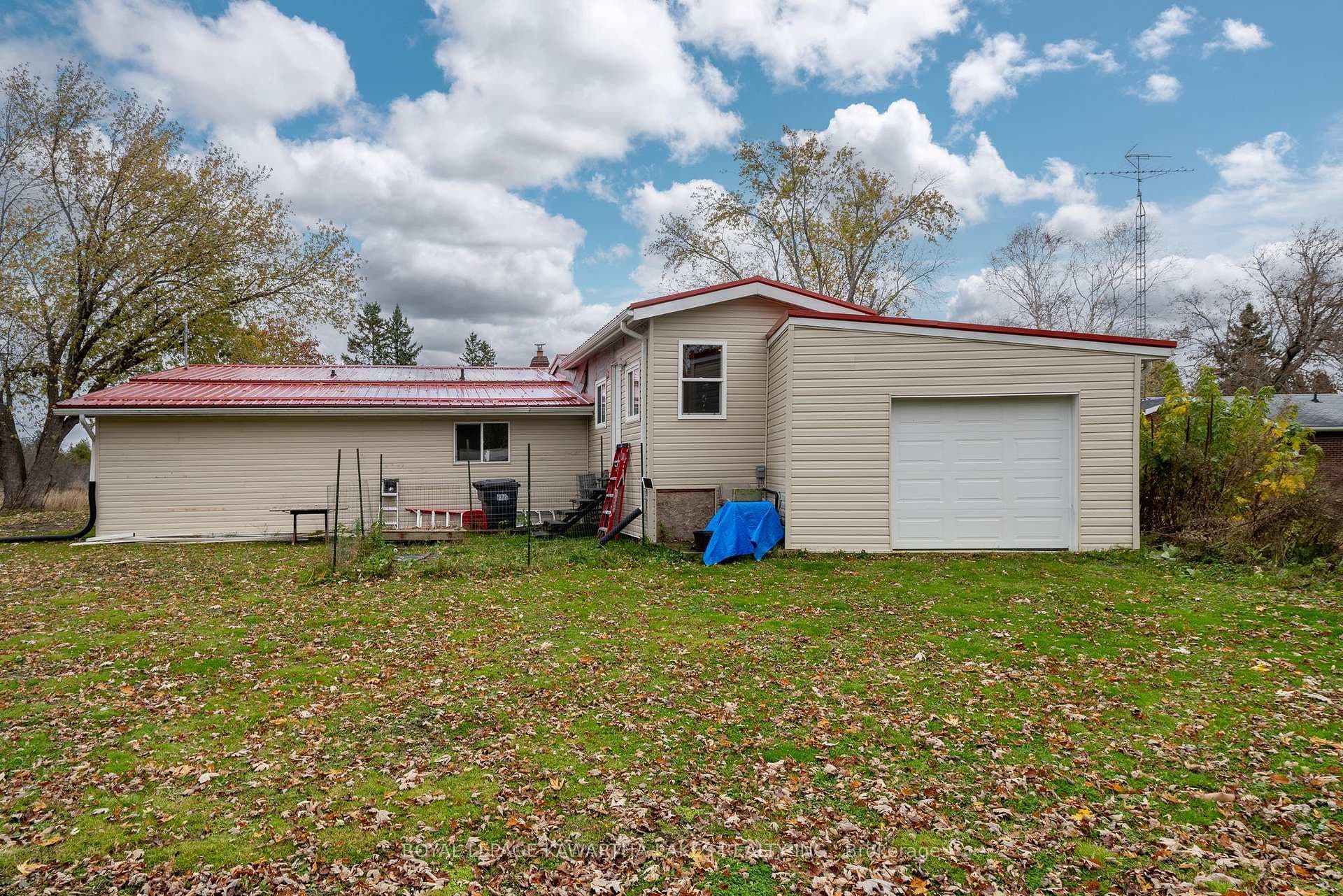 139 Southview Drive photo 38