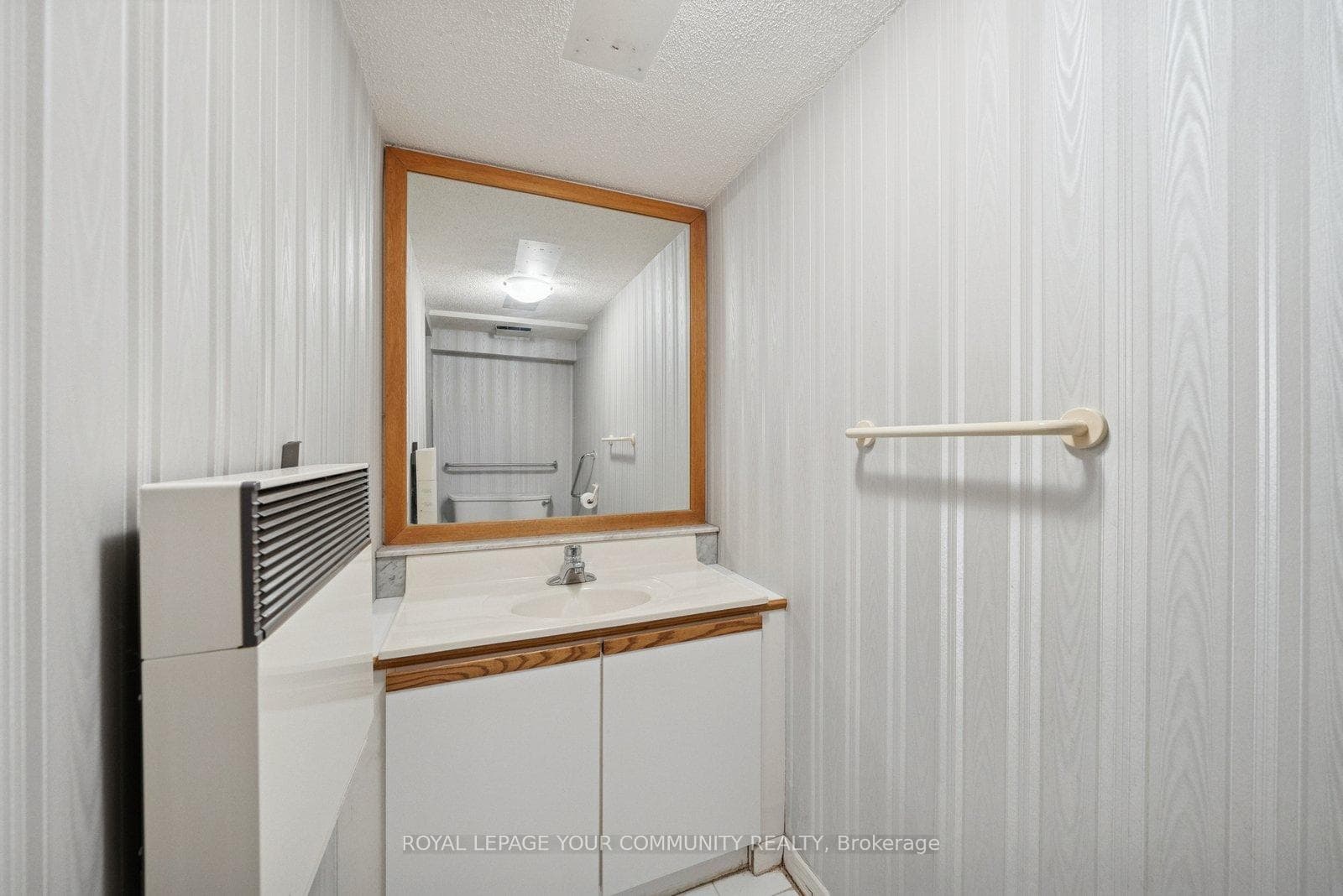 168 Grandravine Drive photo 33