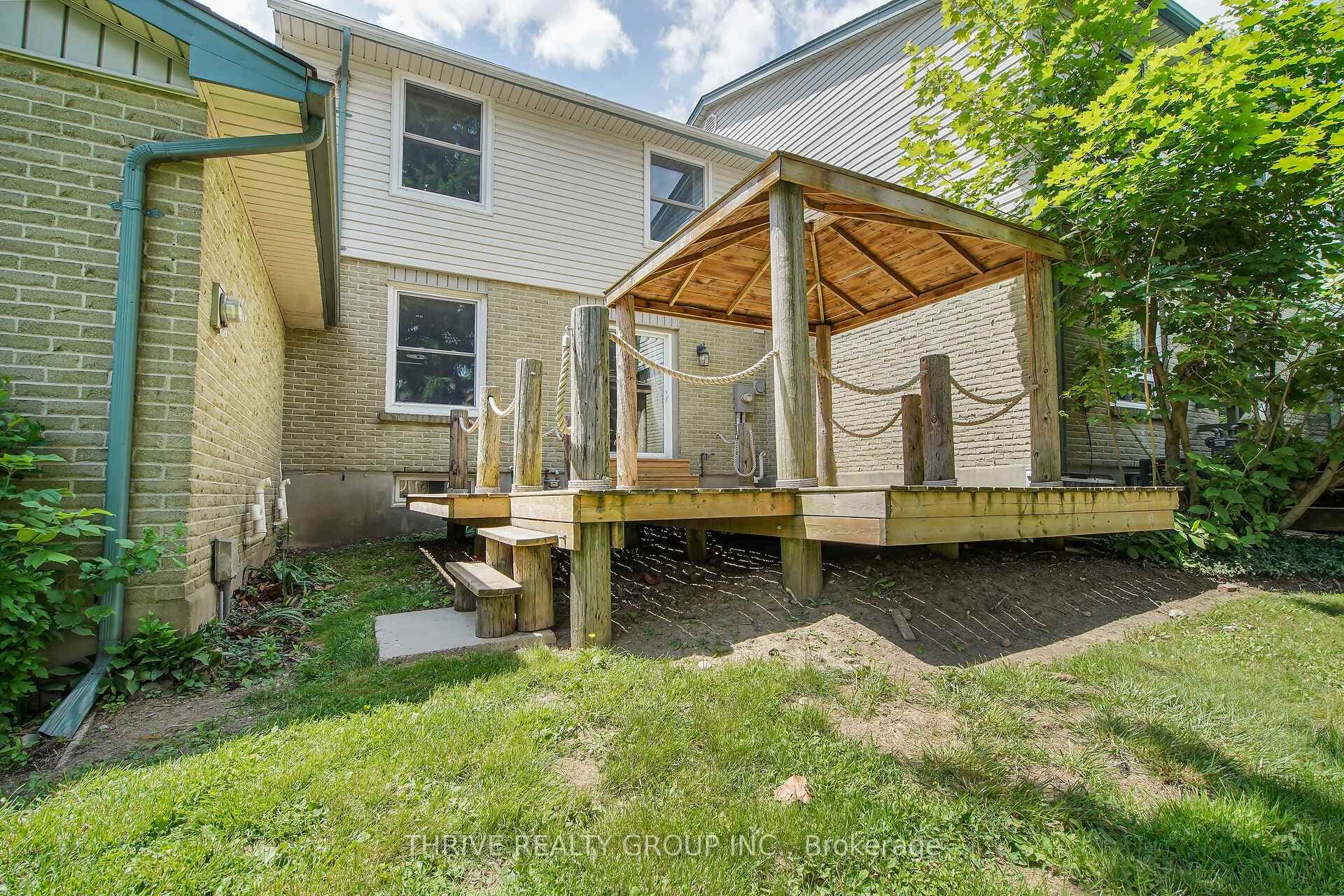 663 Woodcrest Boulevard photo 38