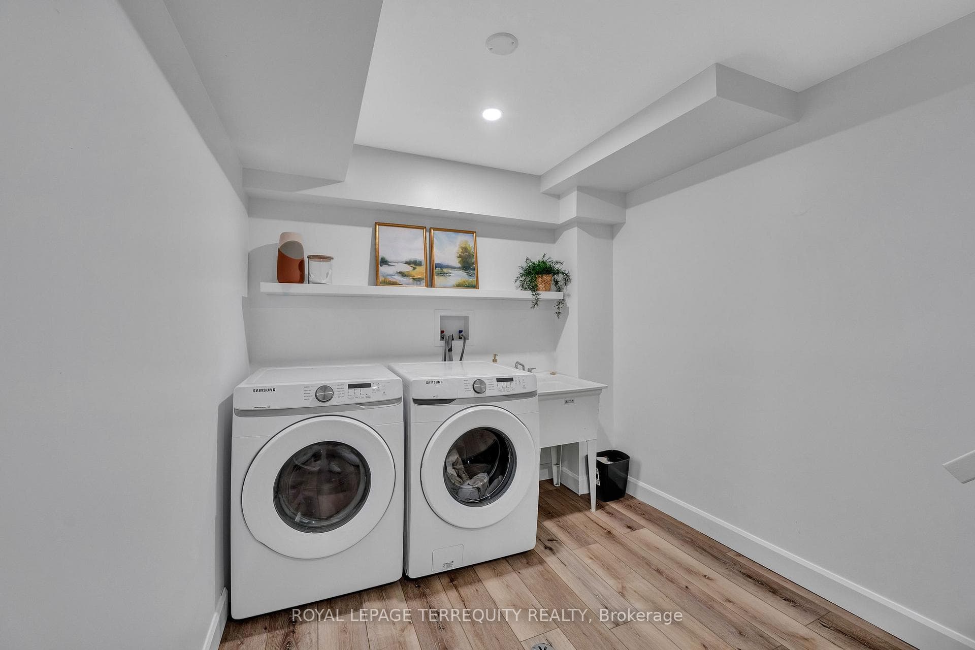 1616 Haig Boulevard Unit 31 photo 27
