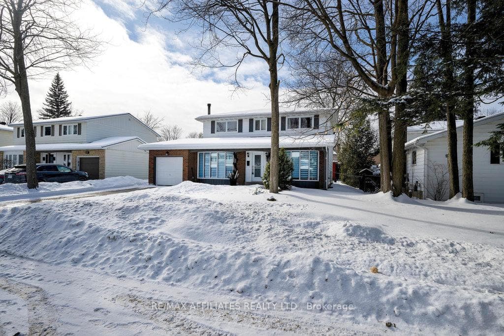 23 Burnview Crescent photo 2