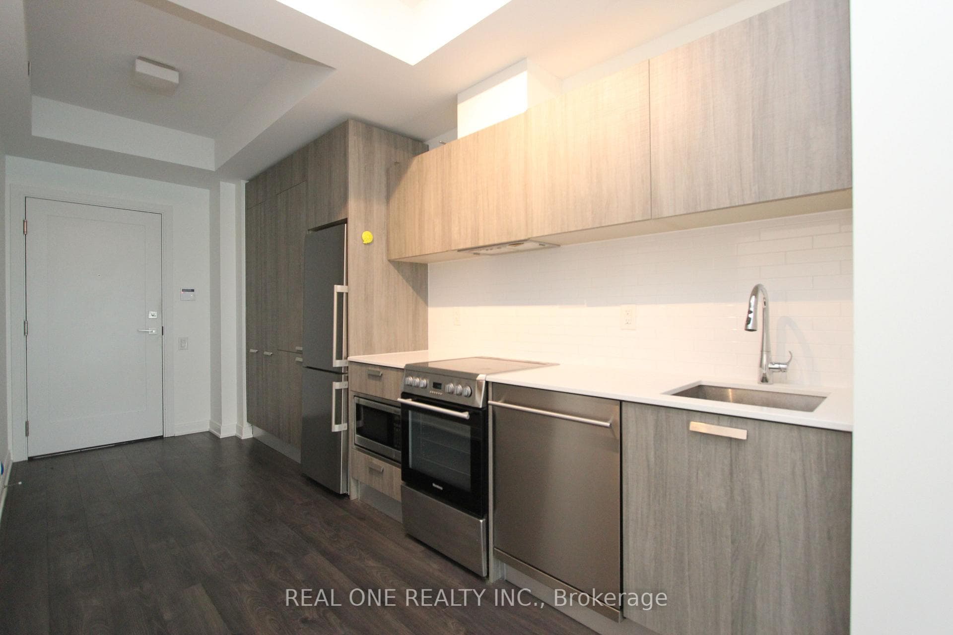 50 Charles Street Unit 2207 photo 9