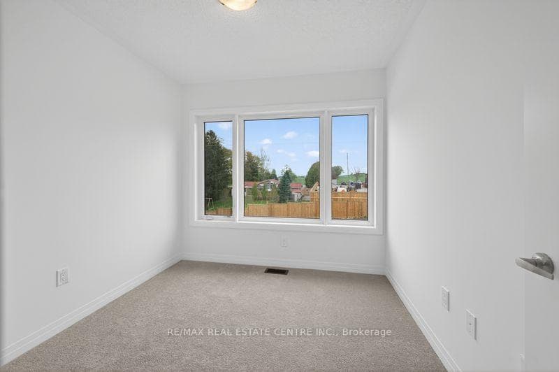 489 Jack Wilford Way photo 36