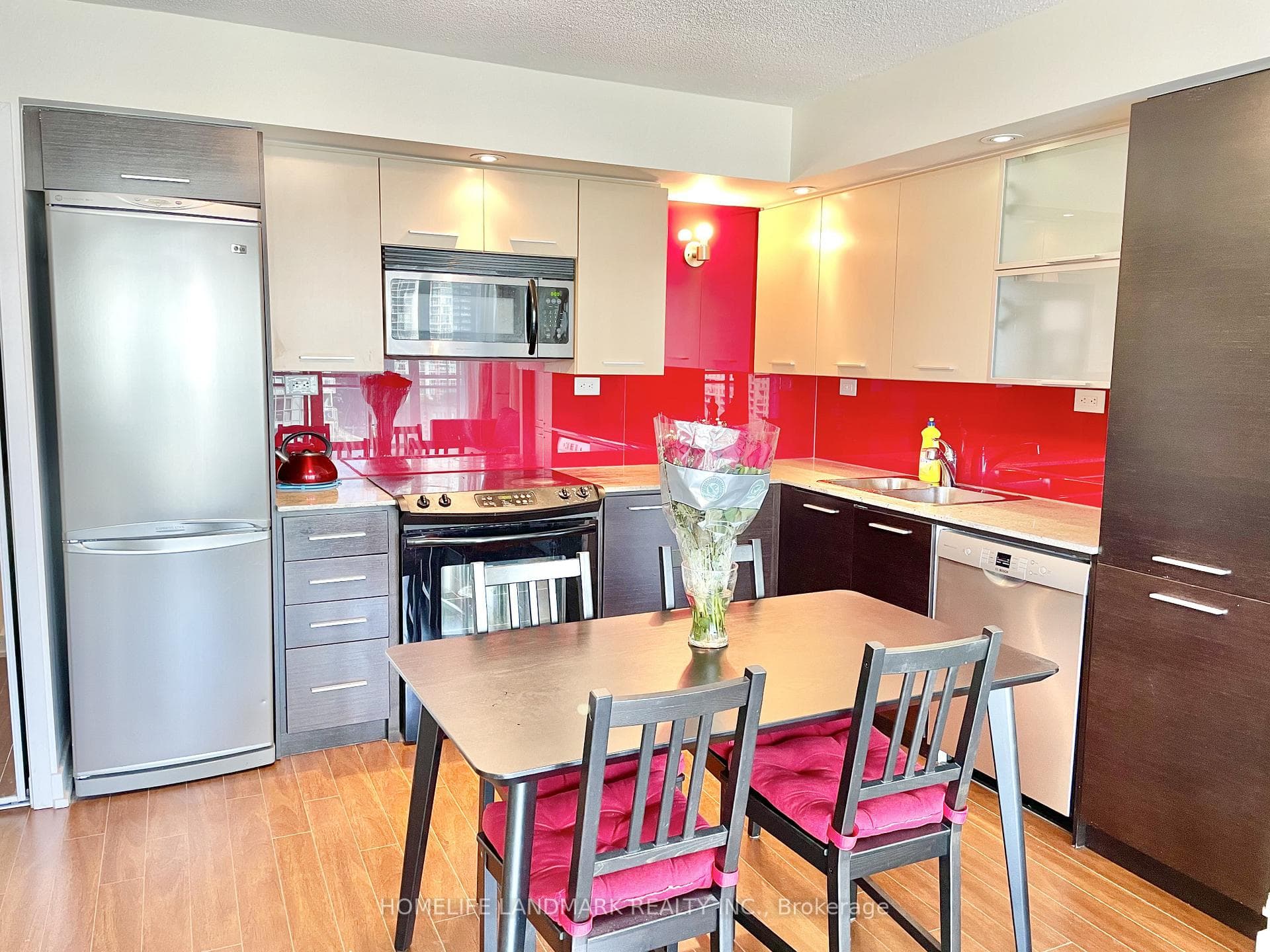 8 Telegram Mews Unit 1610 photo 2