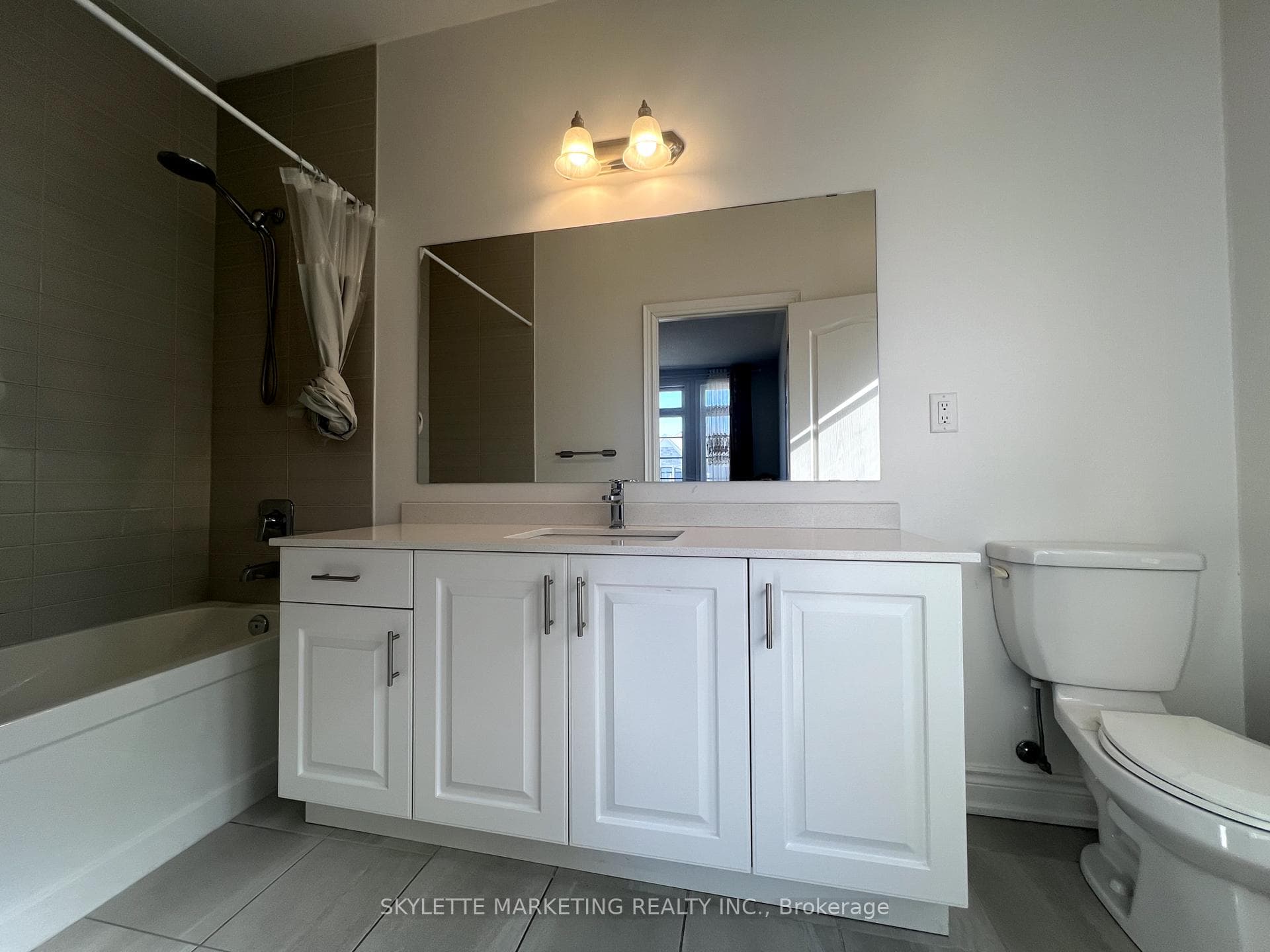 5 Beebalm Lane photo 20