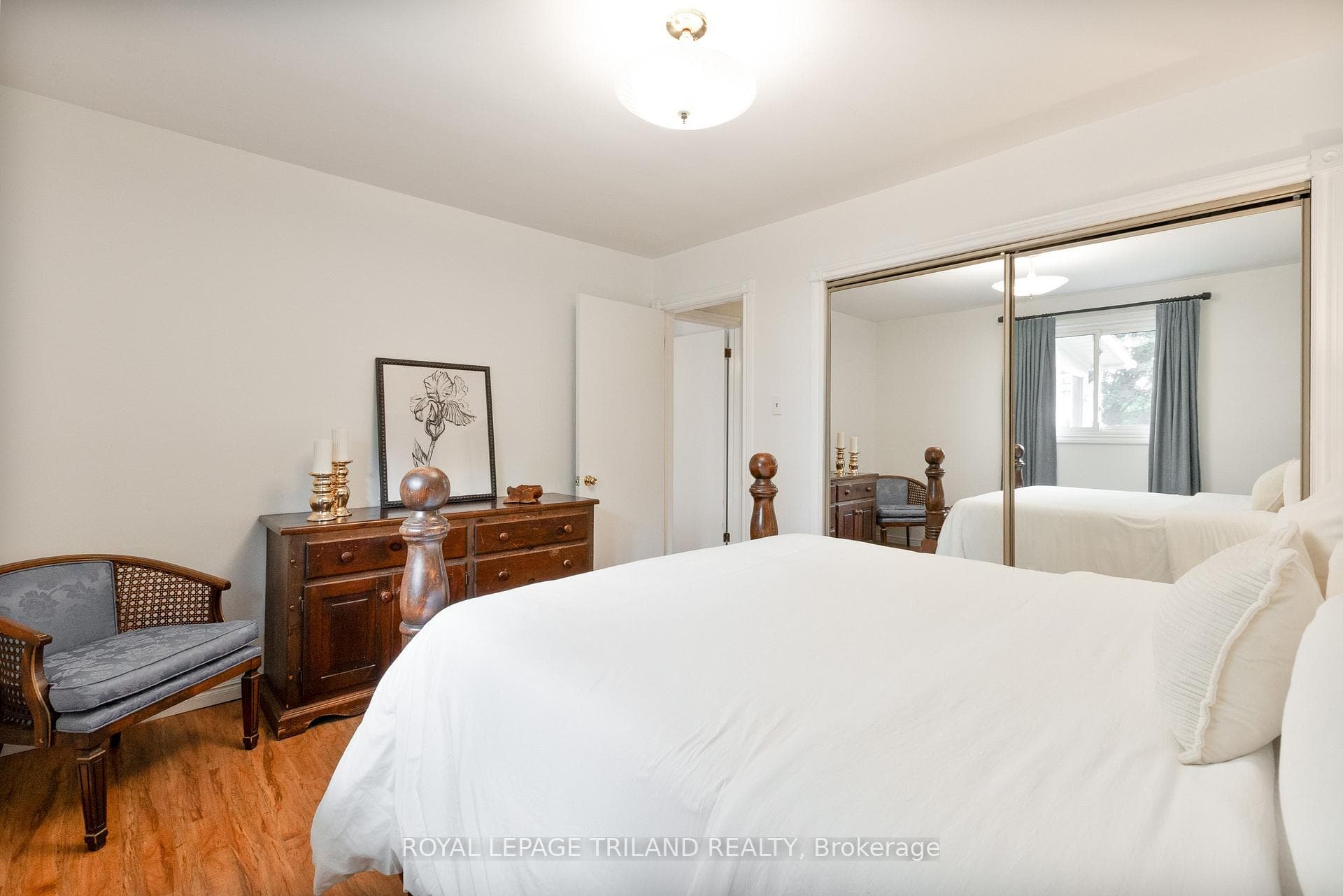 142 Muriel Crescent photo 10