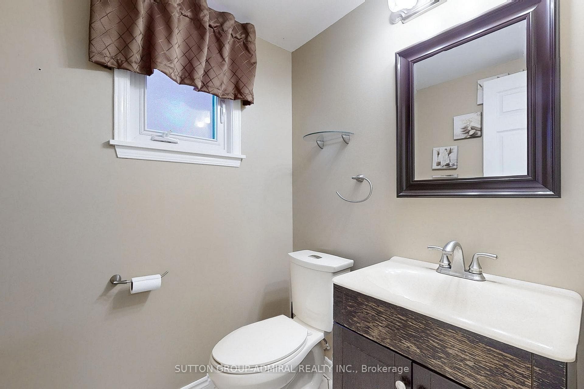 57 Nuttall Street photo 15