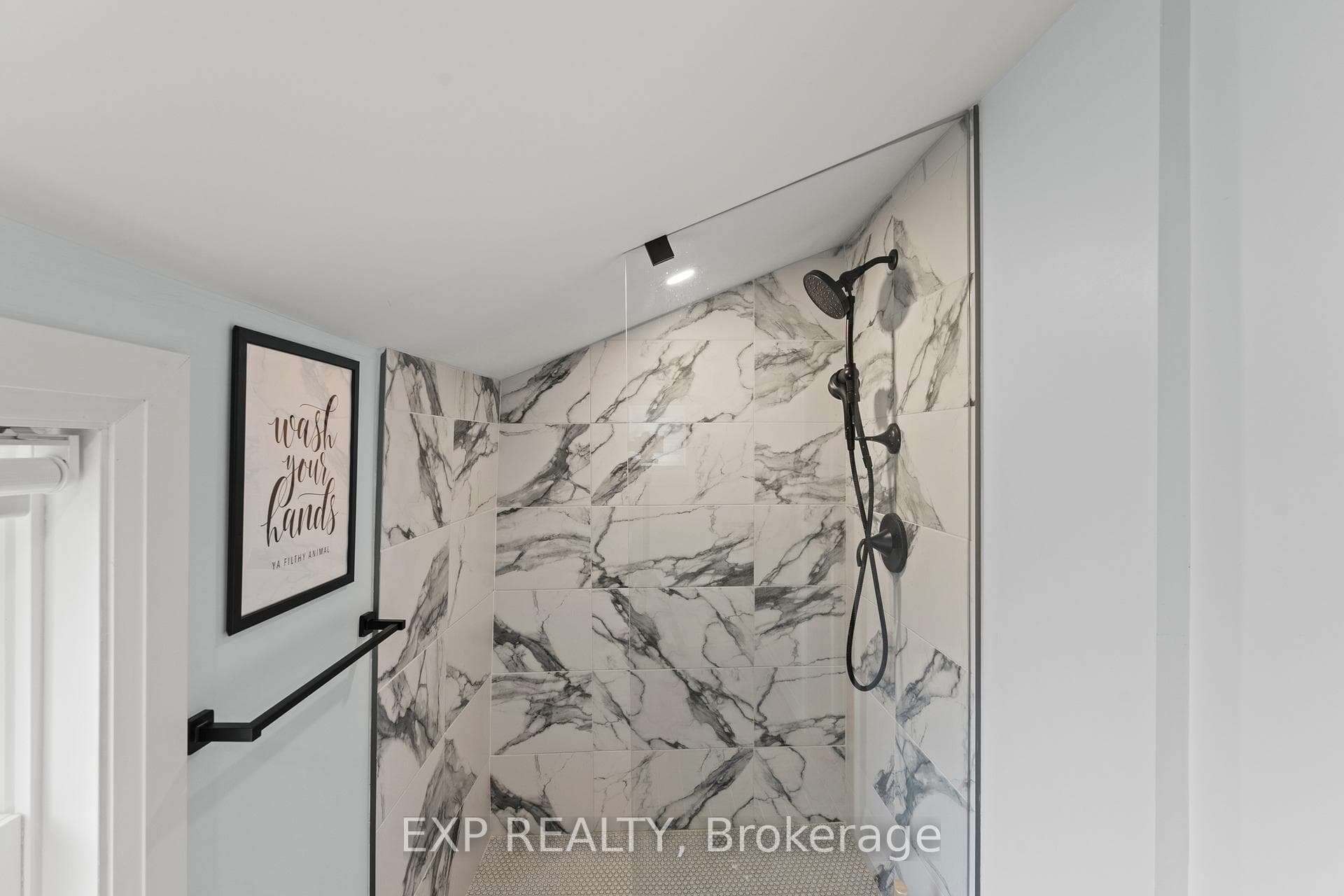 226 Lincoln Road photo 25