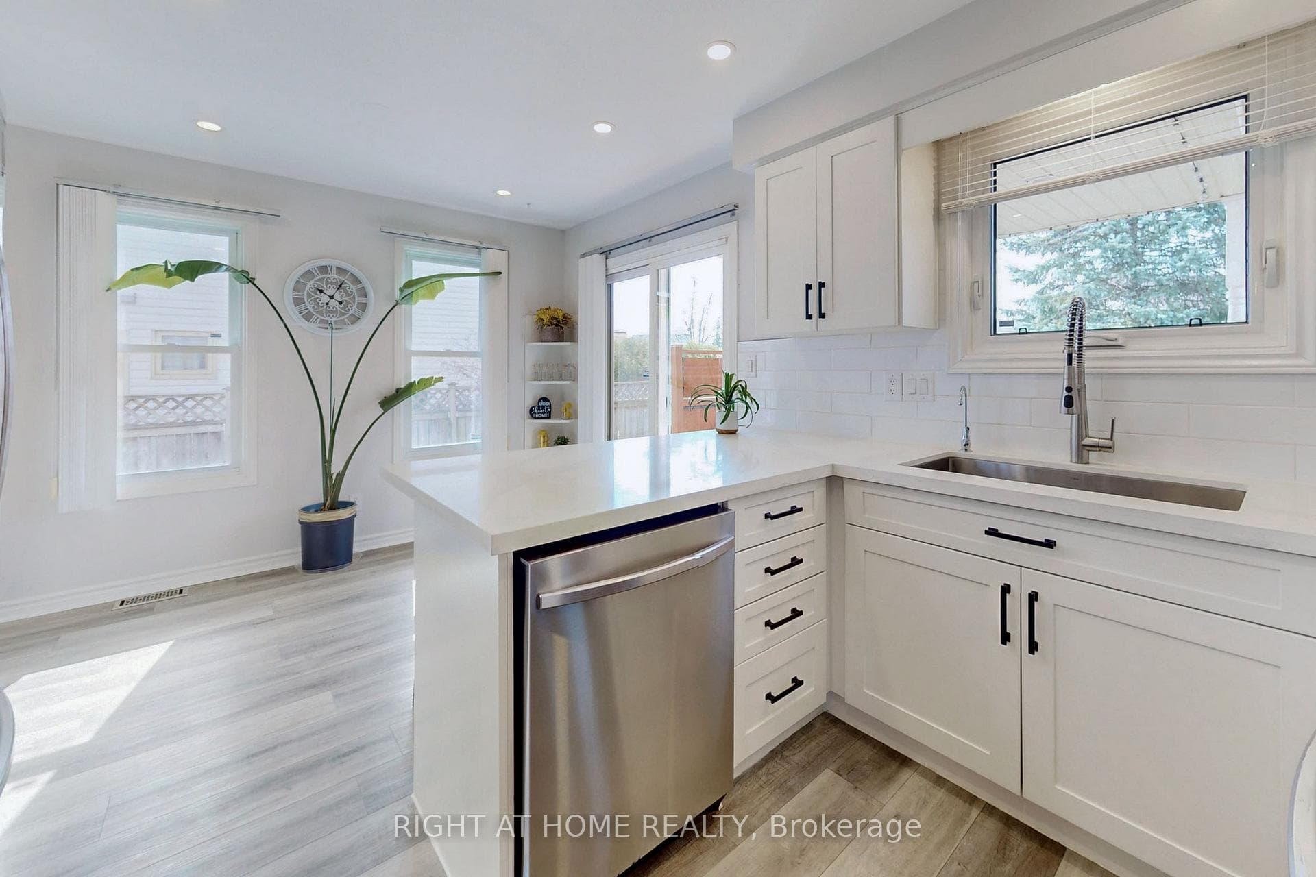 119 Parkside Drive photo 19
