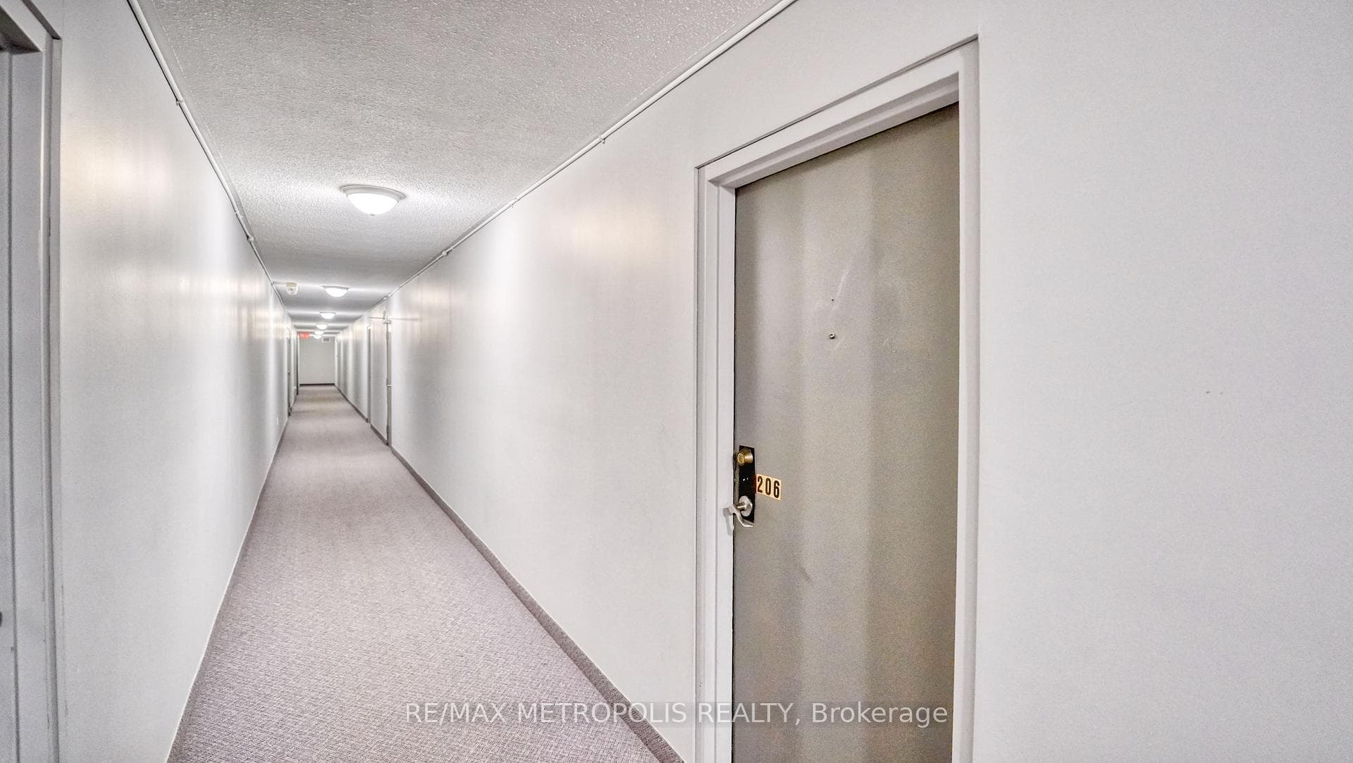 131 Taunton Road Unit 206 photo 7