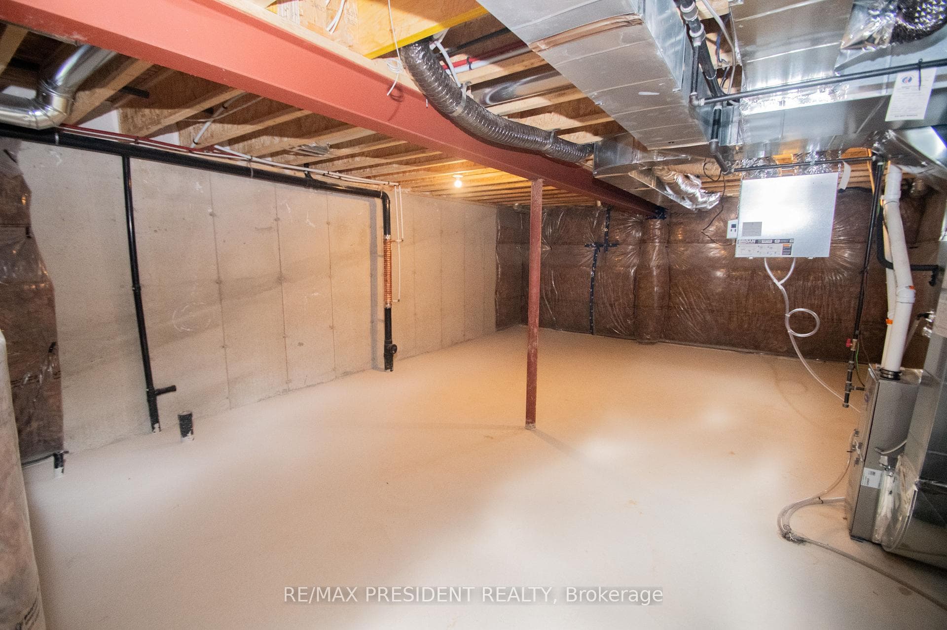 660 Colborne Street Unit 70 photo 34