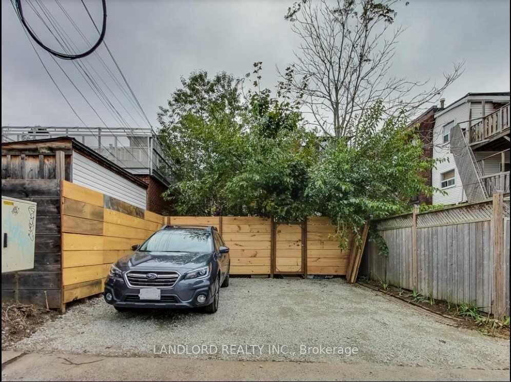 2251 Dundas Street Unit Main Fl photo 18