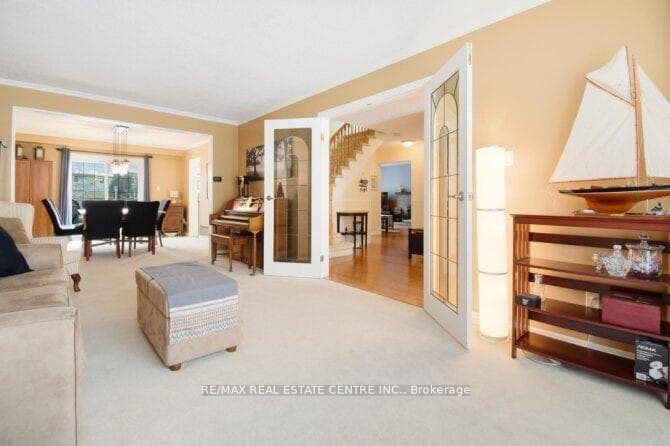 3018 Kilbride Court photo 5