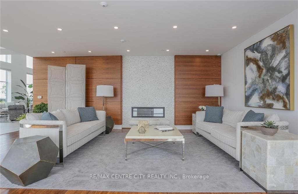 Lounge Area