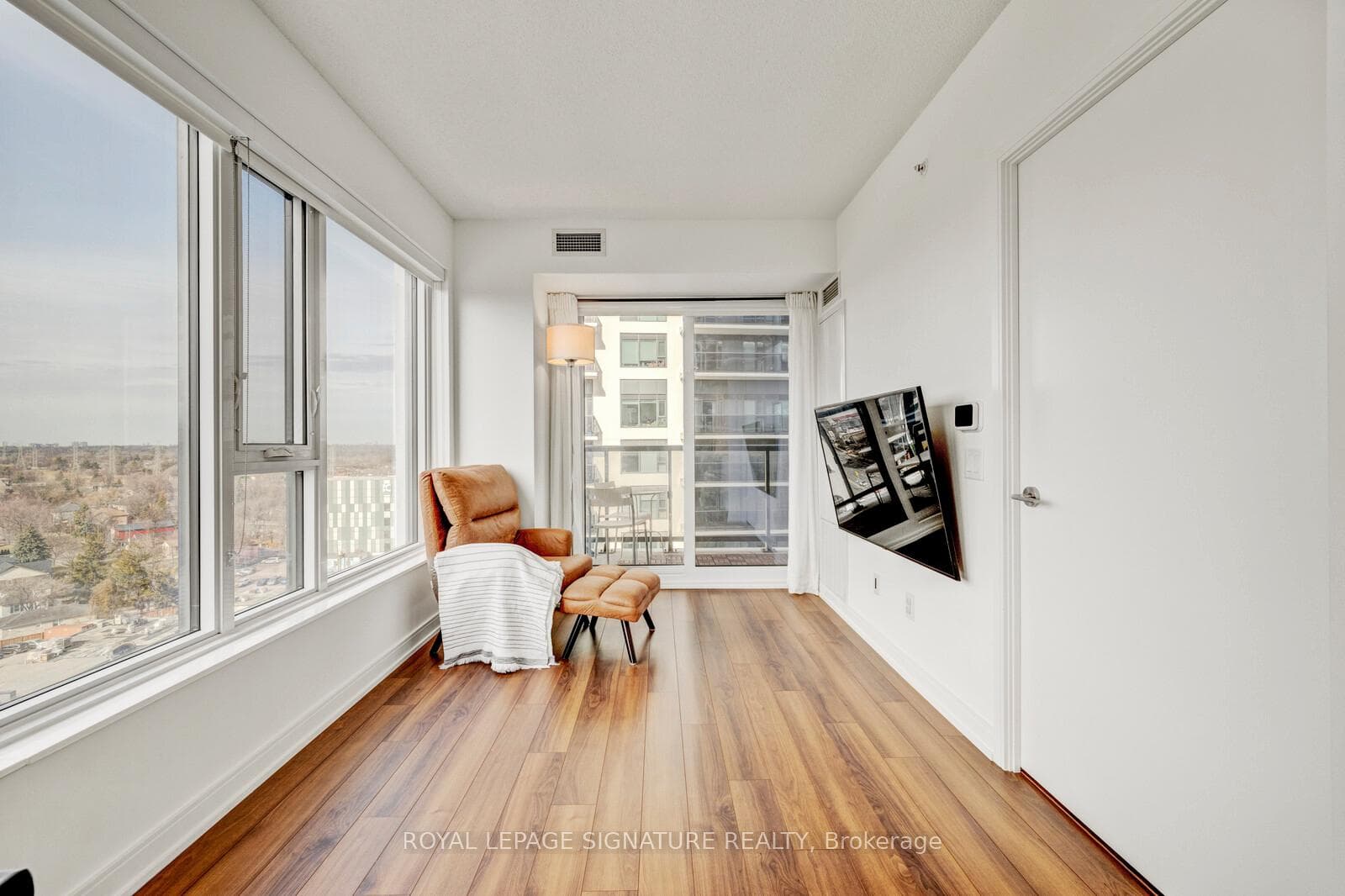 30 Samuel Wood Way Unit 1204 photo 6