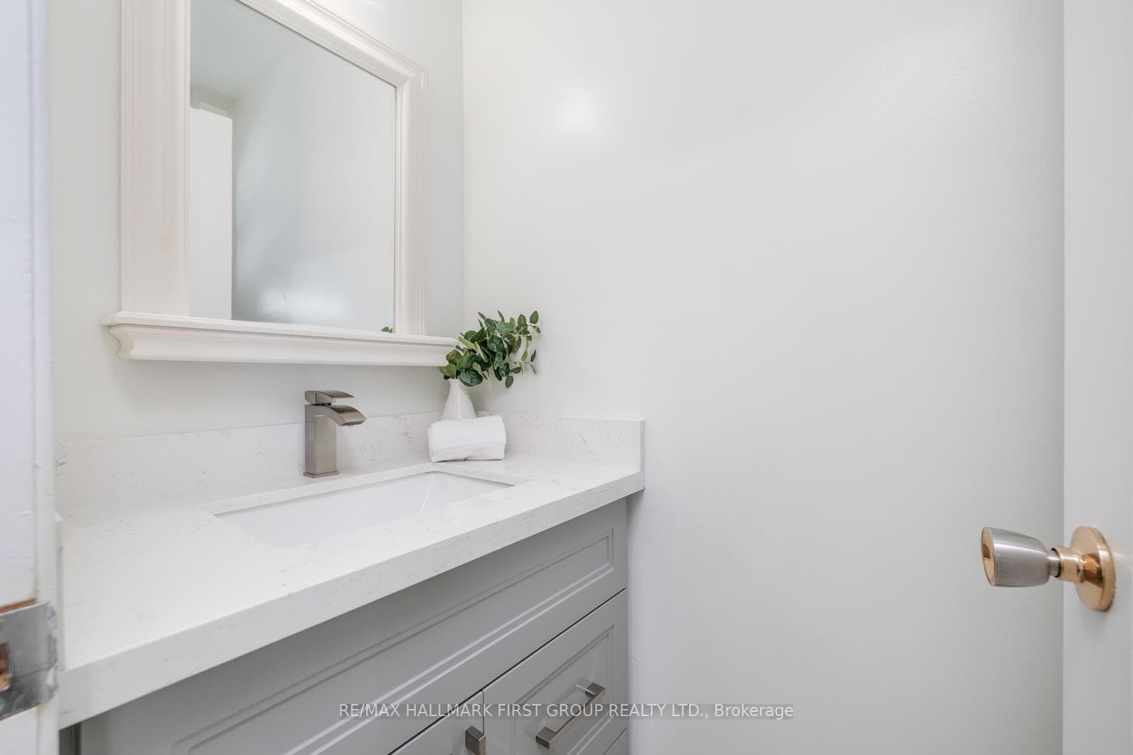 51 Alexmuir Boulevard photo 12