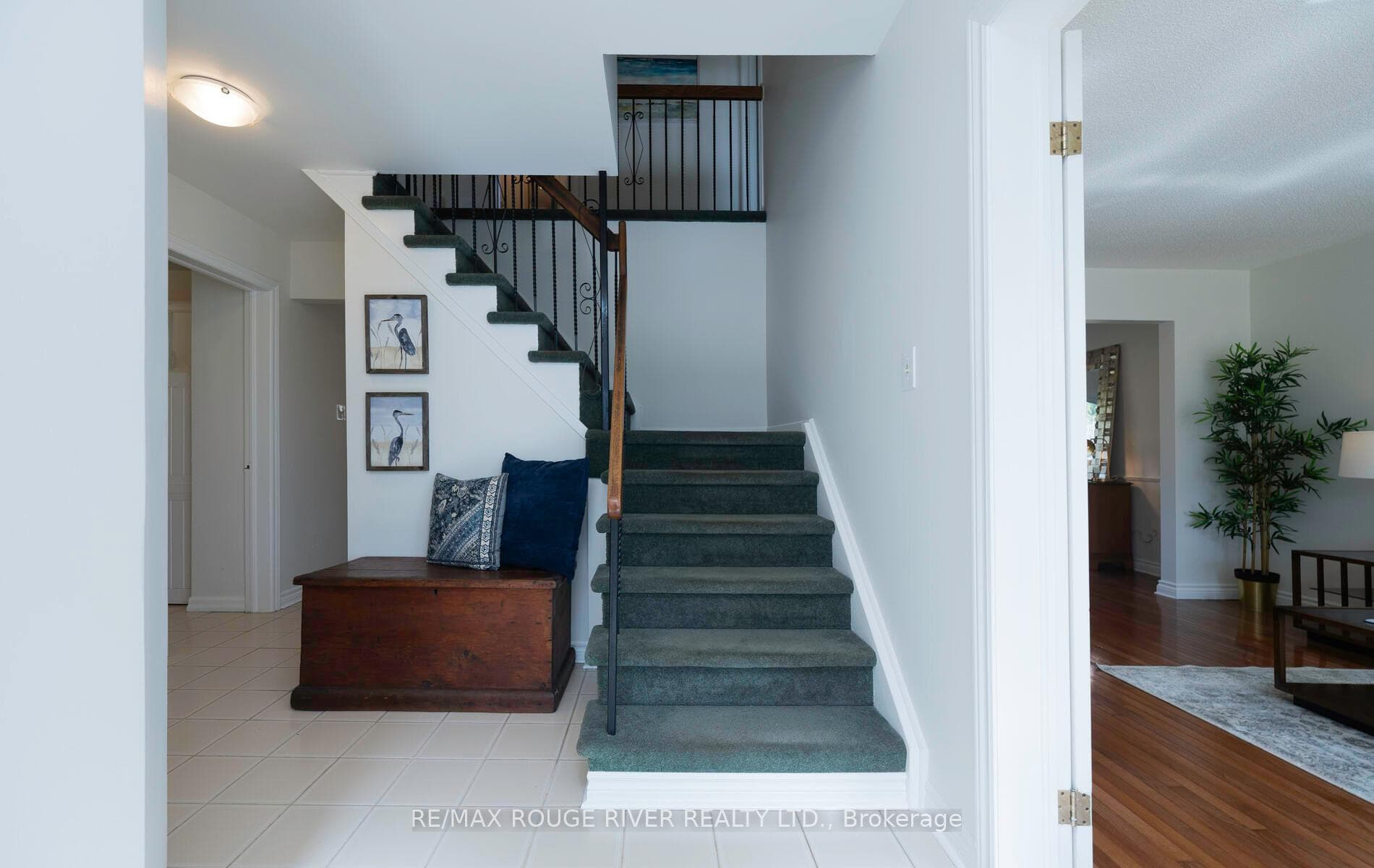 124 Acheson Boulevard photo 7