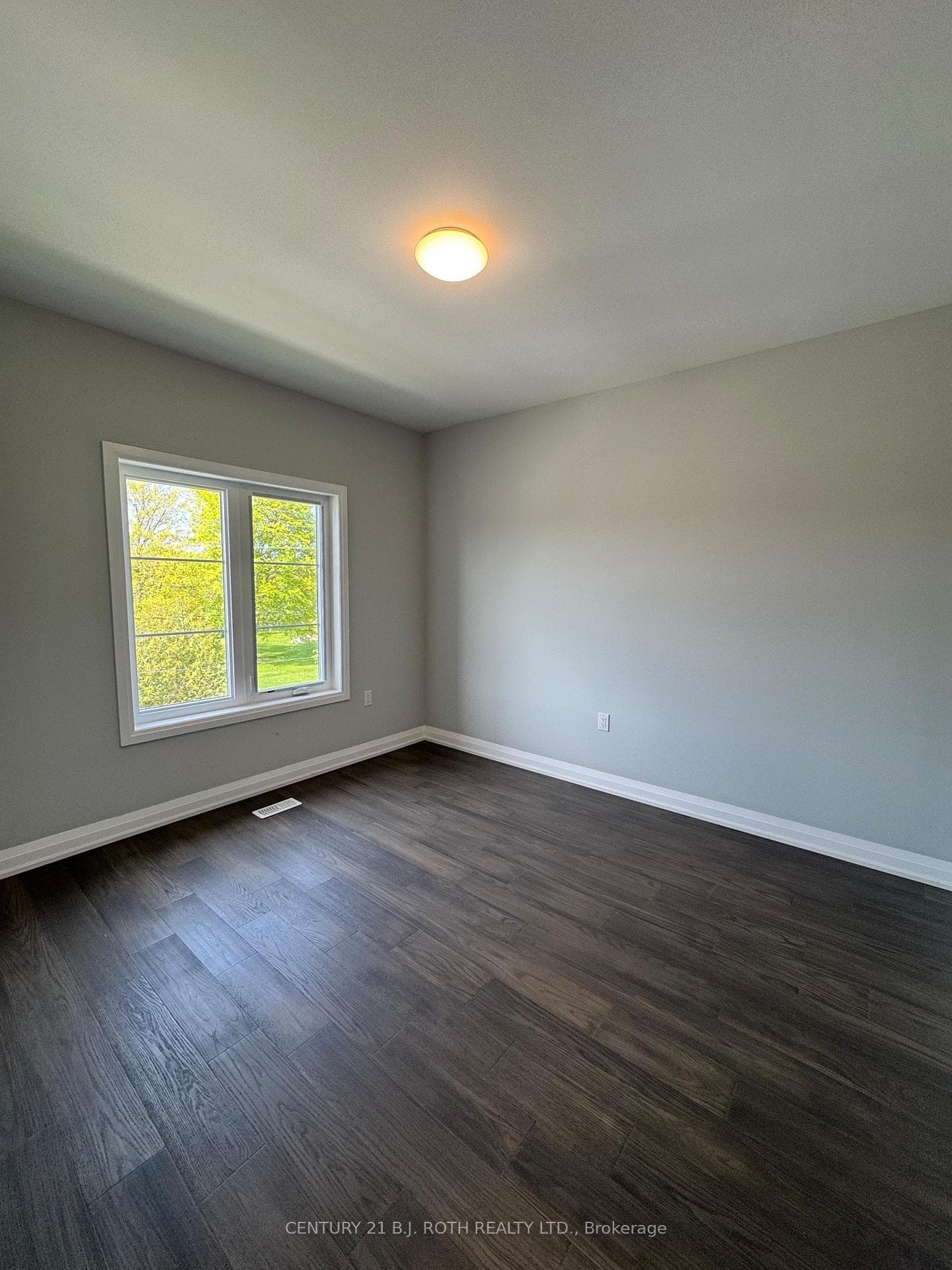 260 Eagle Street Unit 12 photo 14