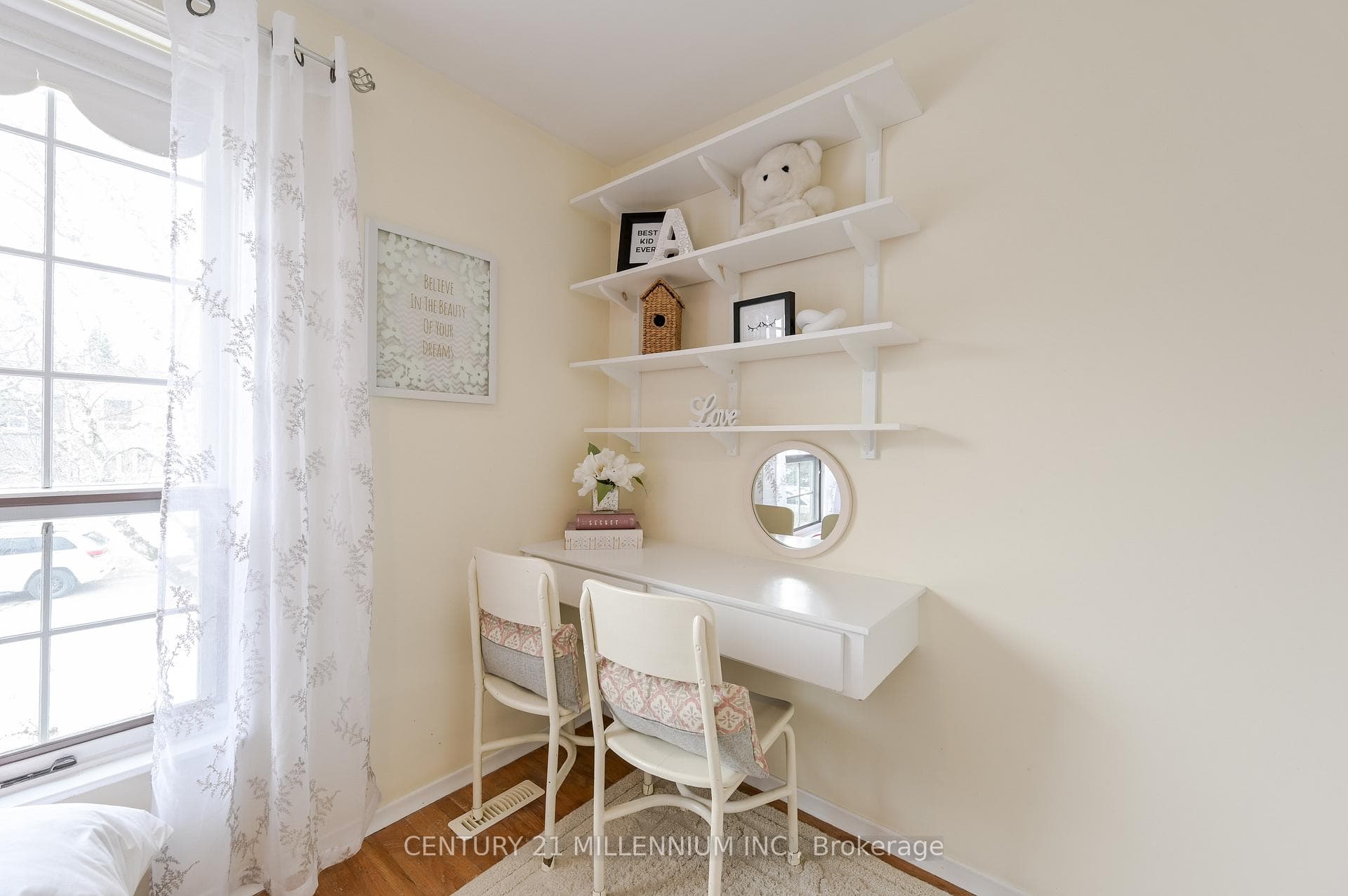 Desk Area Bedroom 2