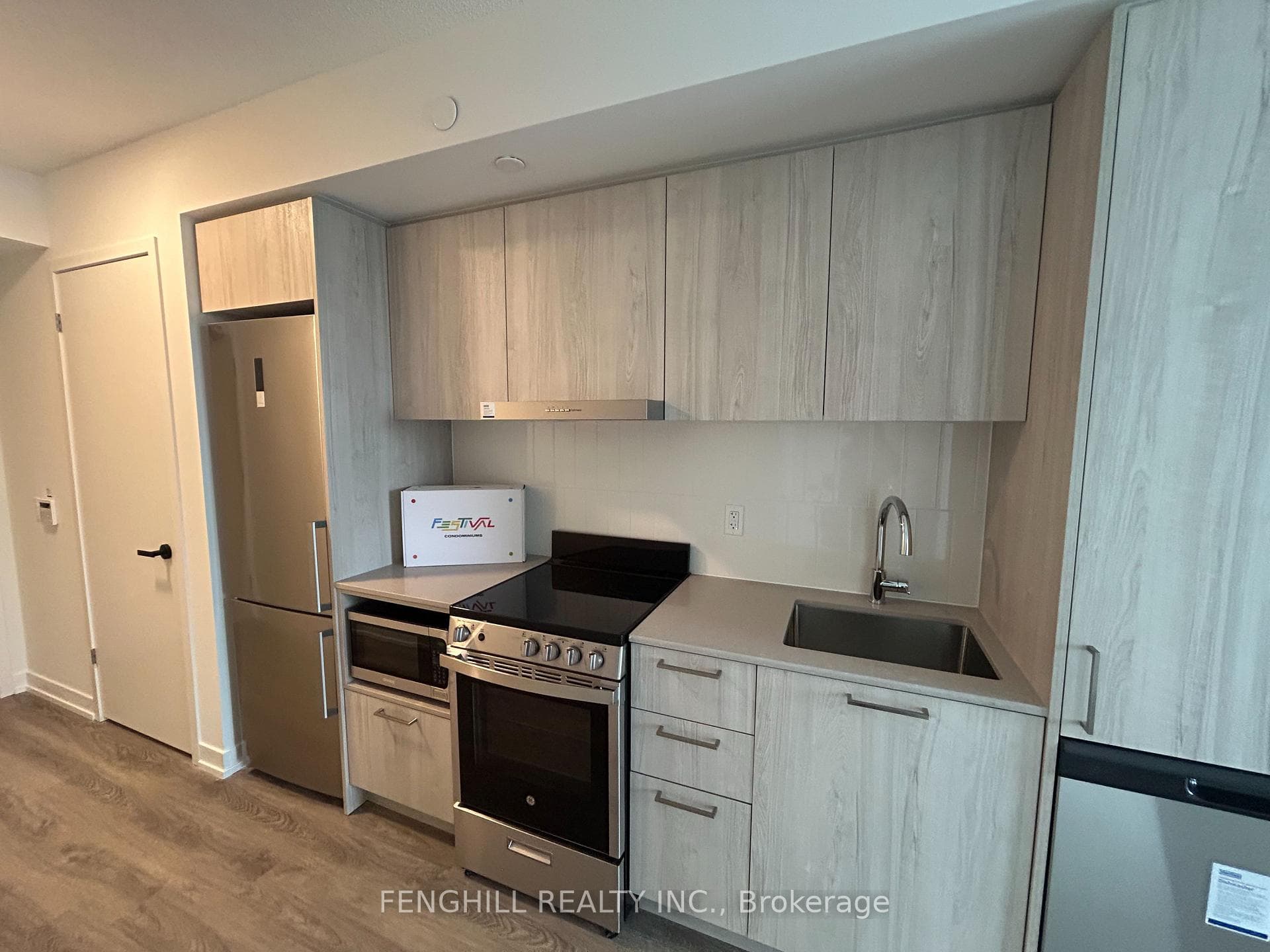 195 Commerce Street Unit 2302 photo 3