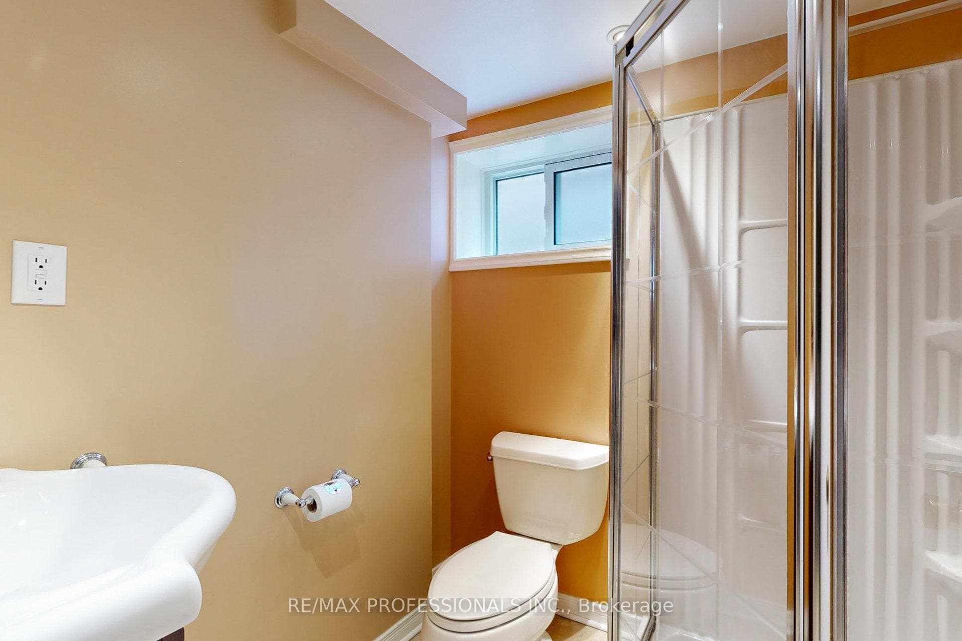 80 Saskatoon Drive photo 24