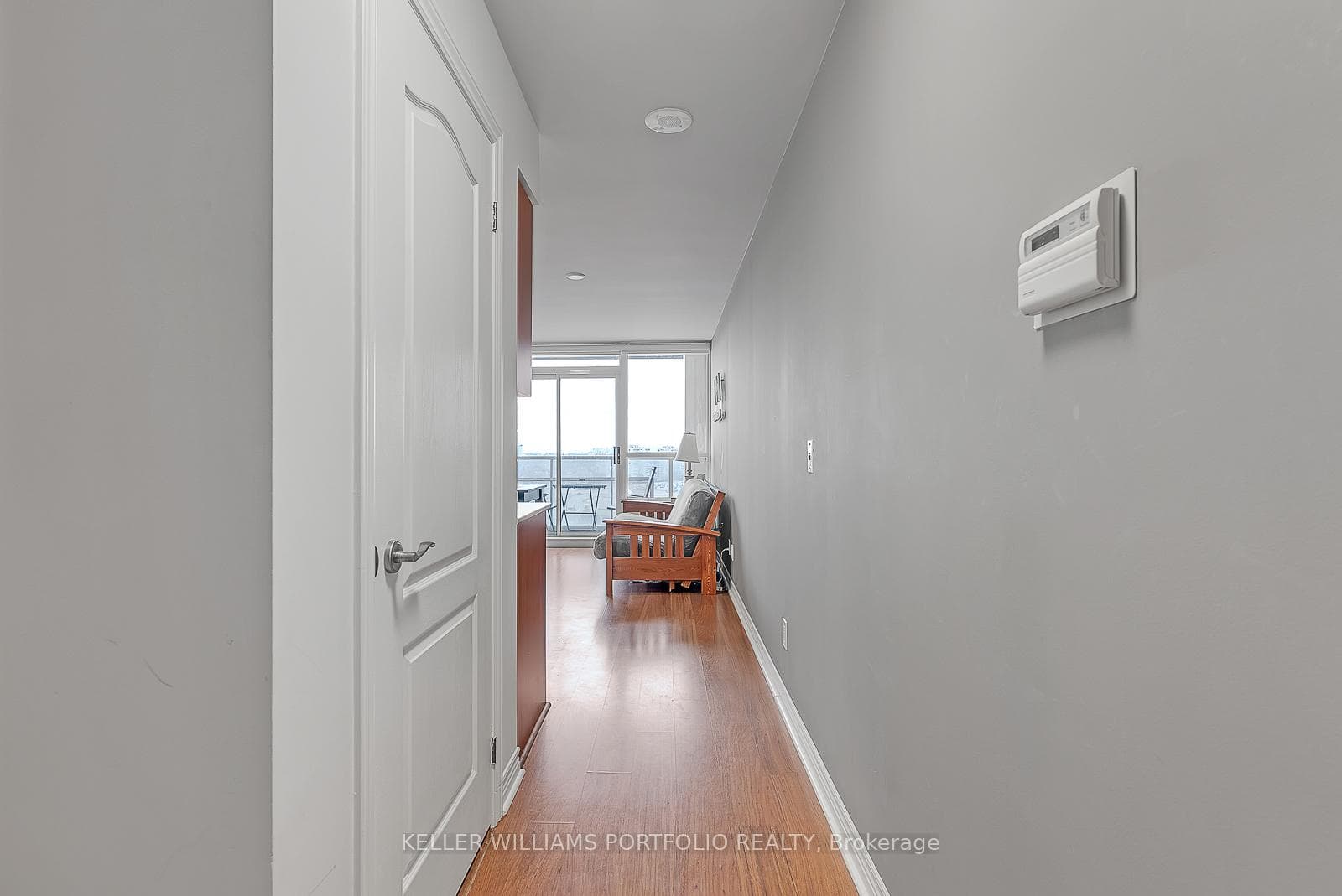 15 North Park Road Unit 1417 photo 2