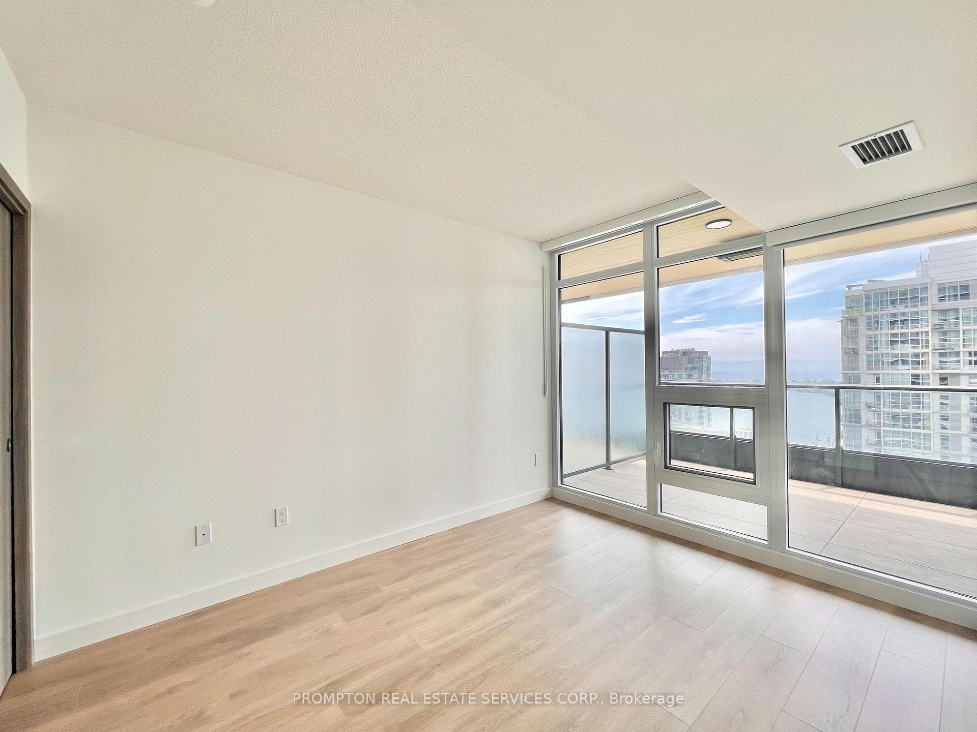1 Concord Cityplace Way Unit 3808 photo 18