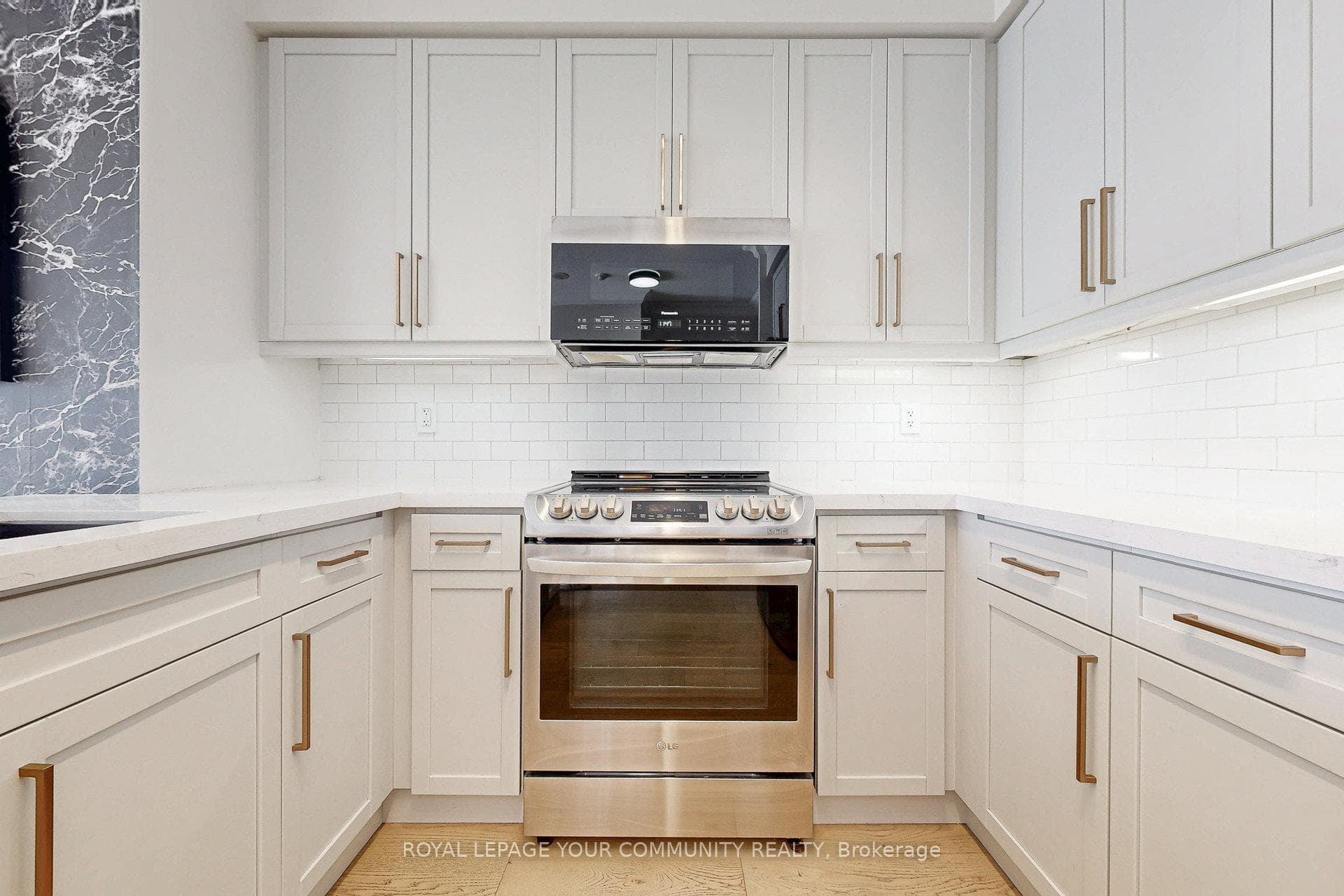 180 John West Way Unit 403 photo 8