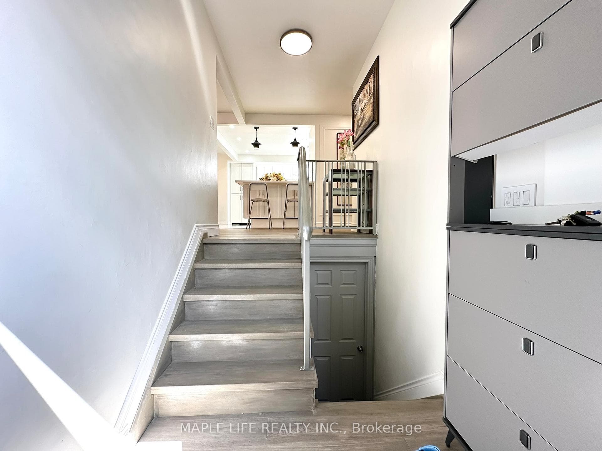 92 Rameau Drive photo 4