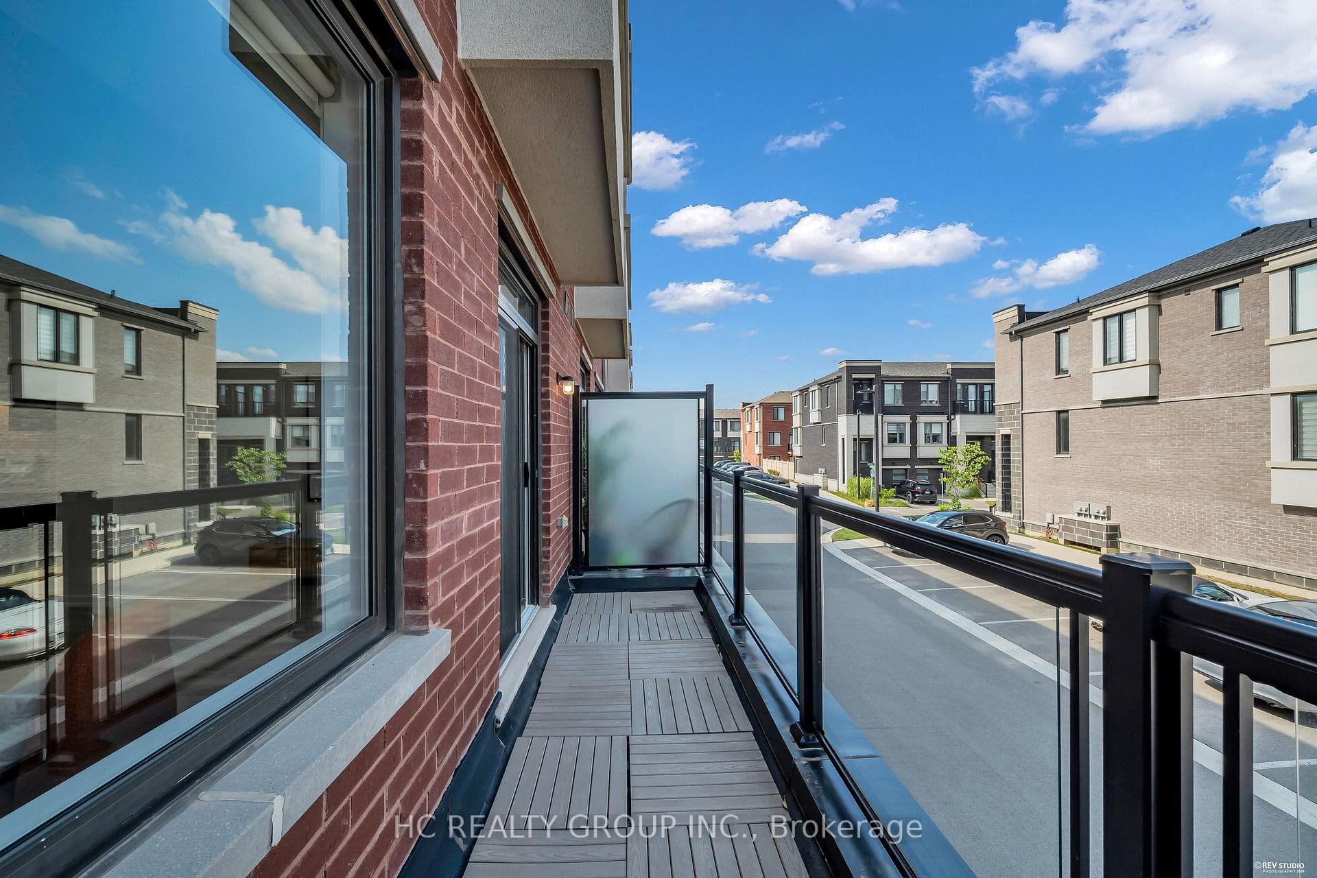 95 Crimson Forest Drive photo 4