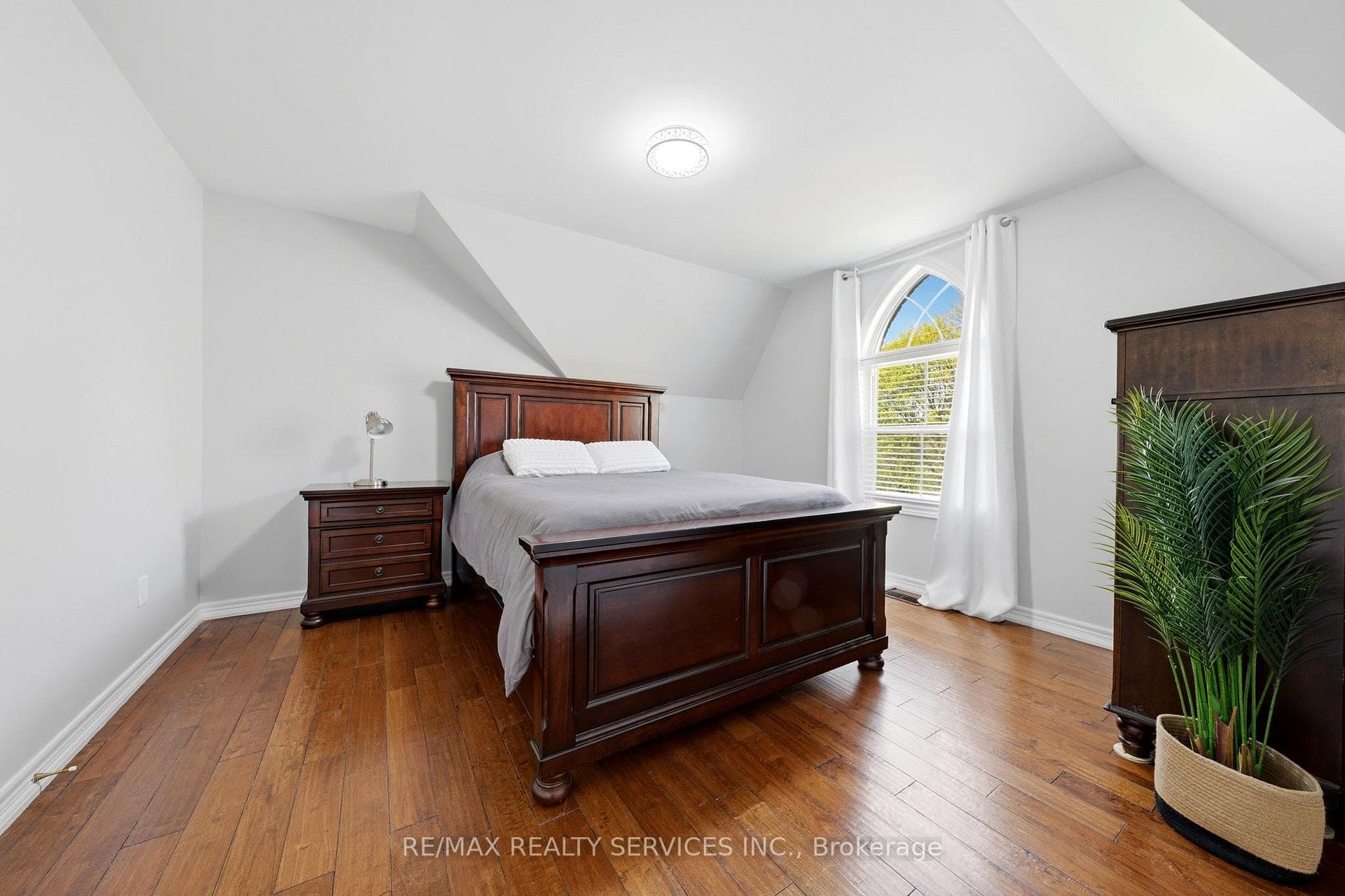 15757 McLaughlin Road photo 31