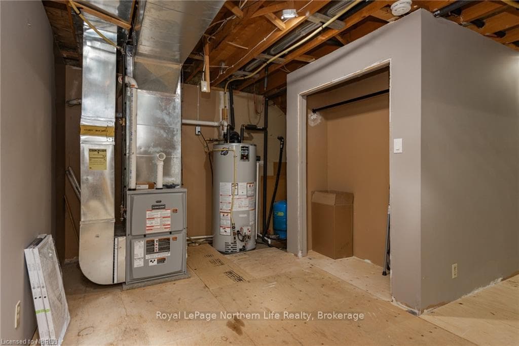 668 LAVIGNE Road photo 35