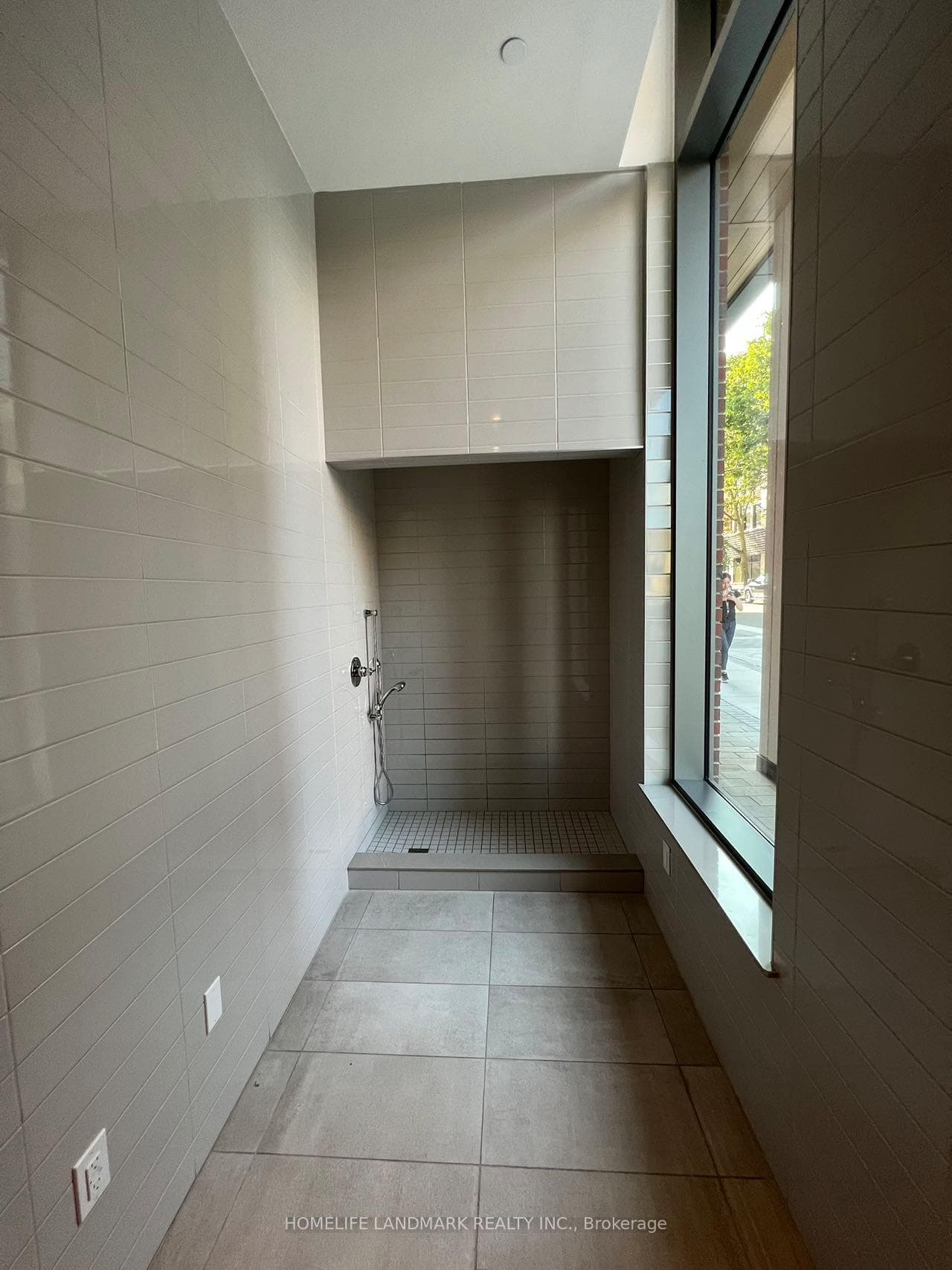 212 King William Street Unit 1310 photo 23