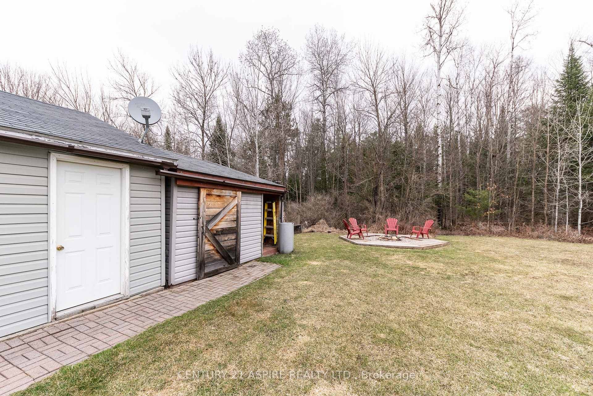 51 Beach Avenue photo 22