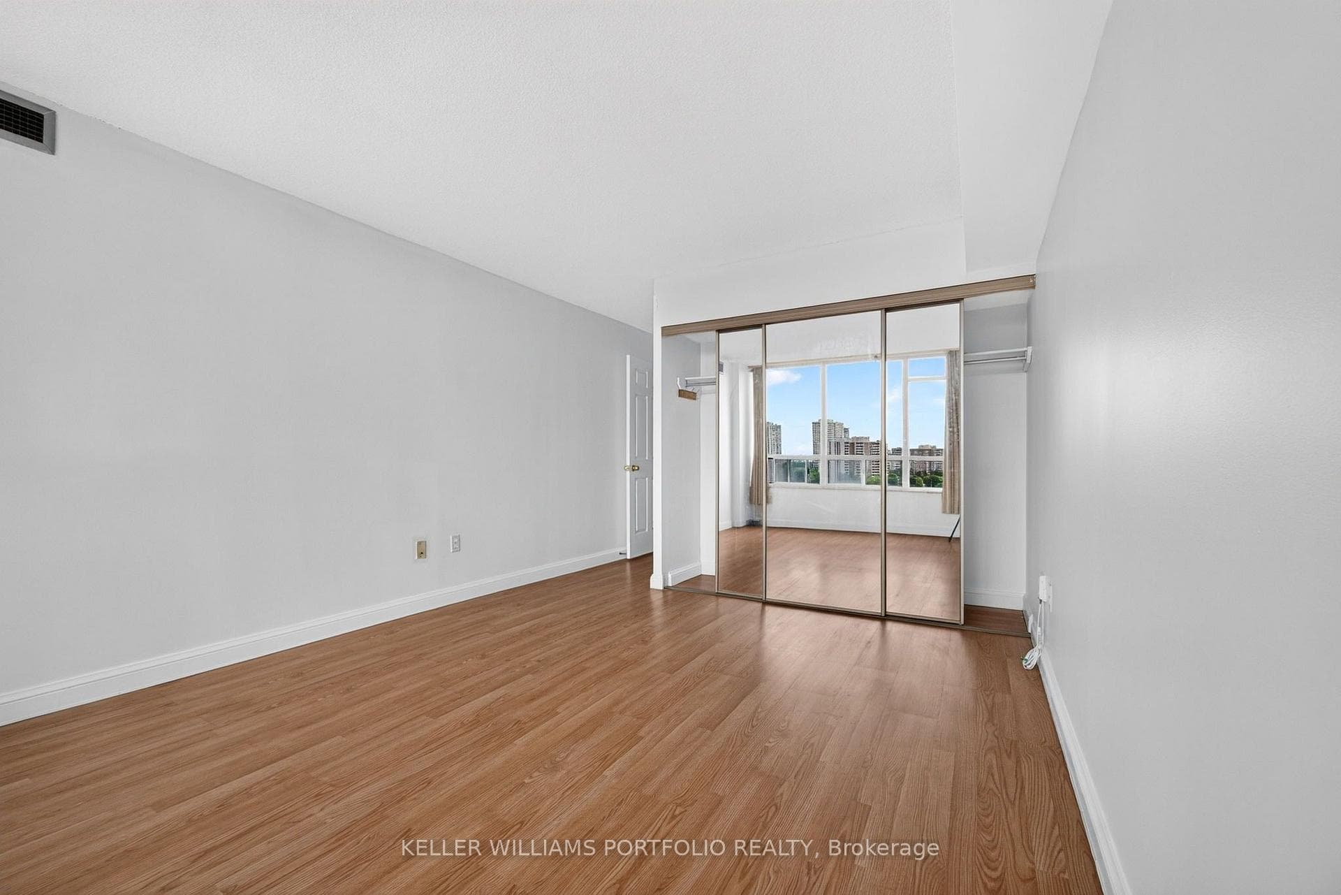 24 Hanover Road Unit 1008 photo 19