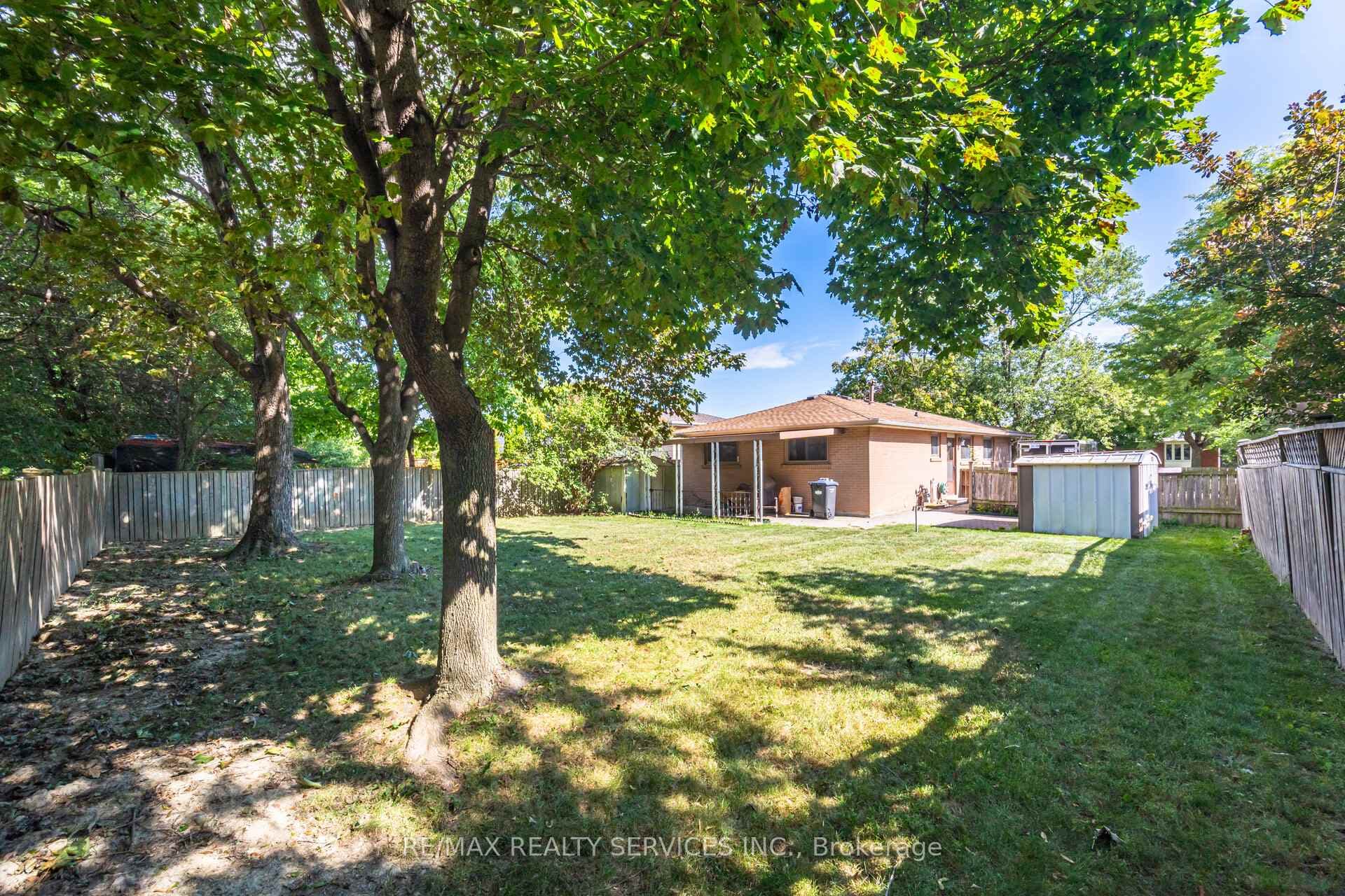 57 Esplanade Road photo 43
