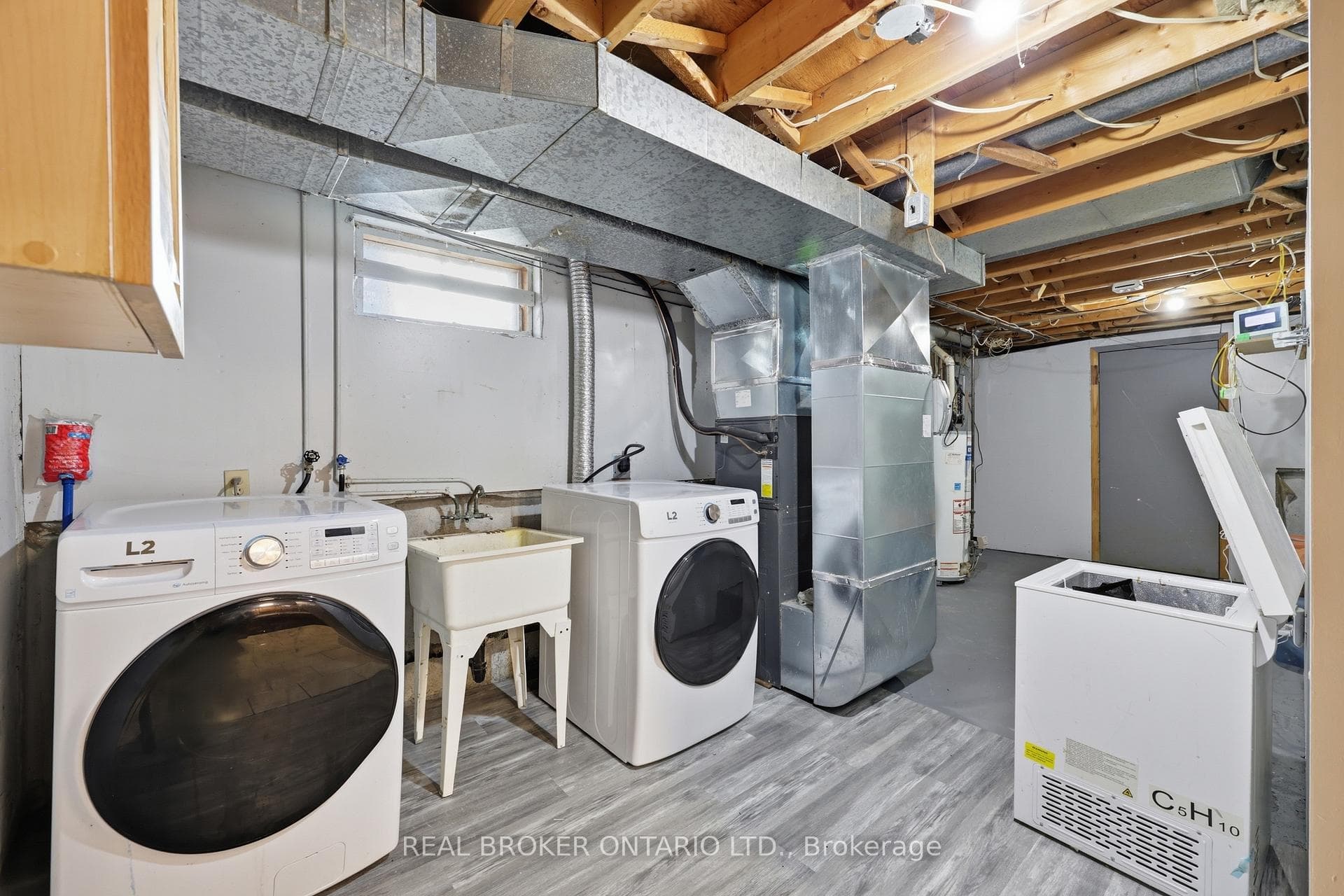 42 Terrace Avenue photo 28