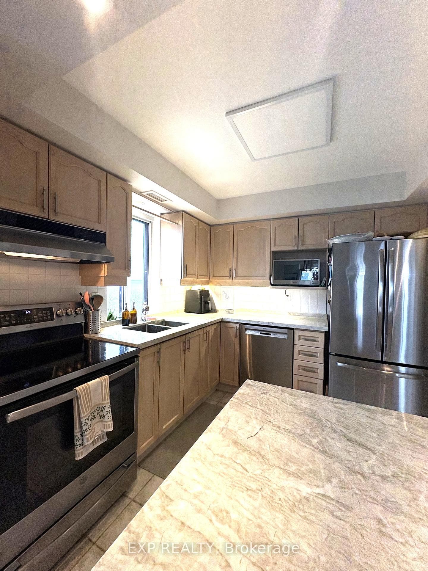 301 Frances Avenue Unit 1407 photo 7