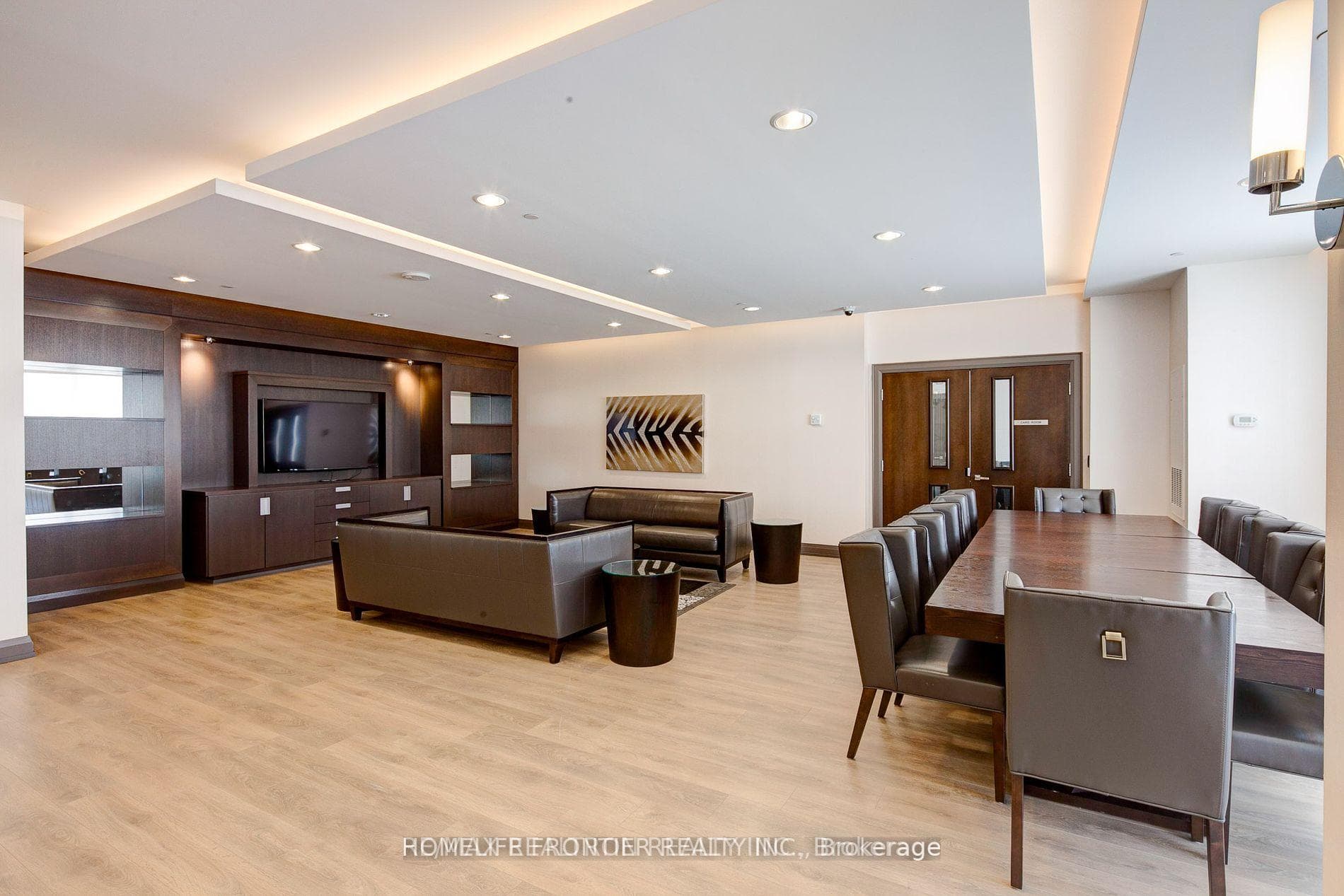 7171 Yonge Street Unit 2212 photo 14